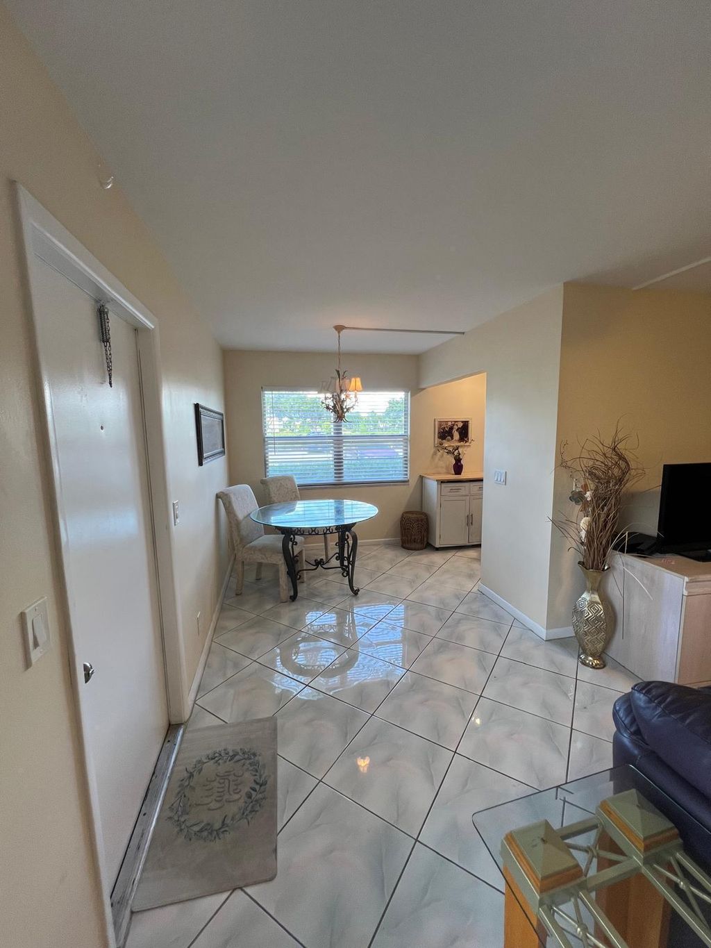 Photo of 43 Fanshaw Dr, Boca Raton, FL 33434 (MLS # B26006447)