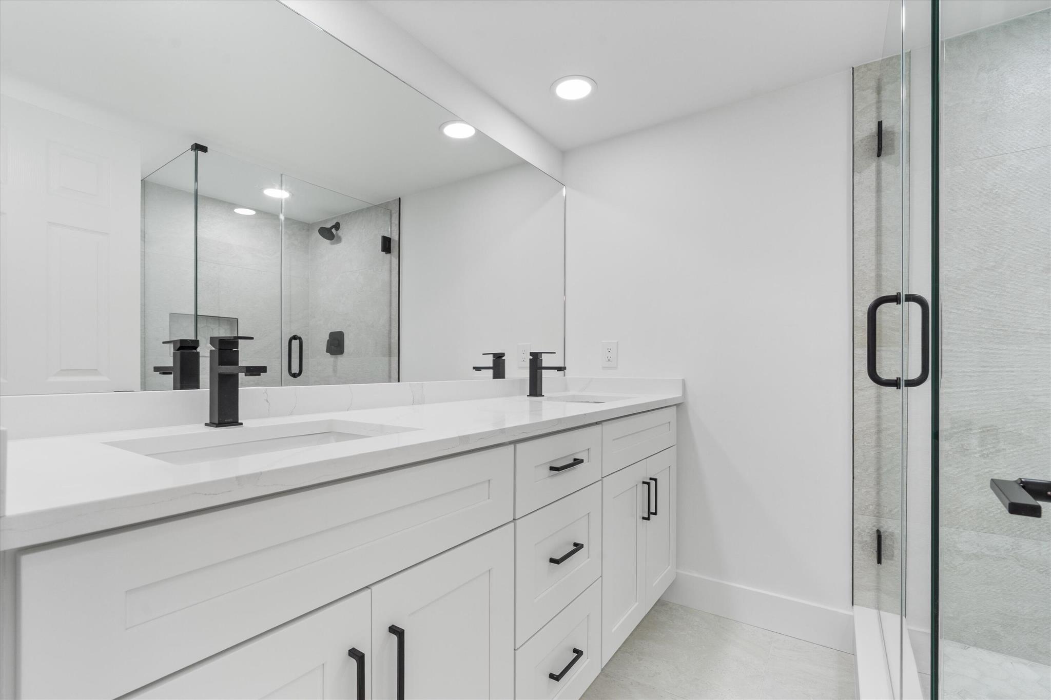 DELRAY OAKS WEST CONDO - Residential