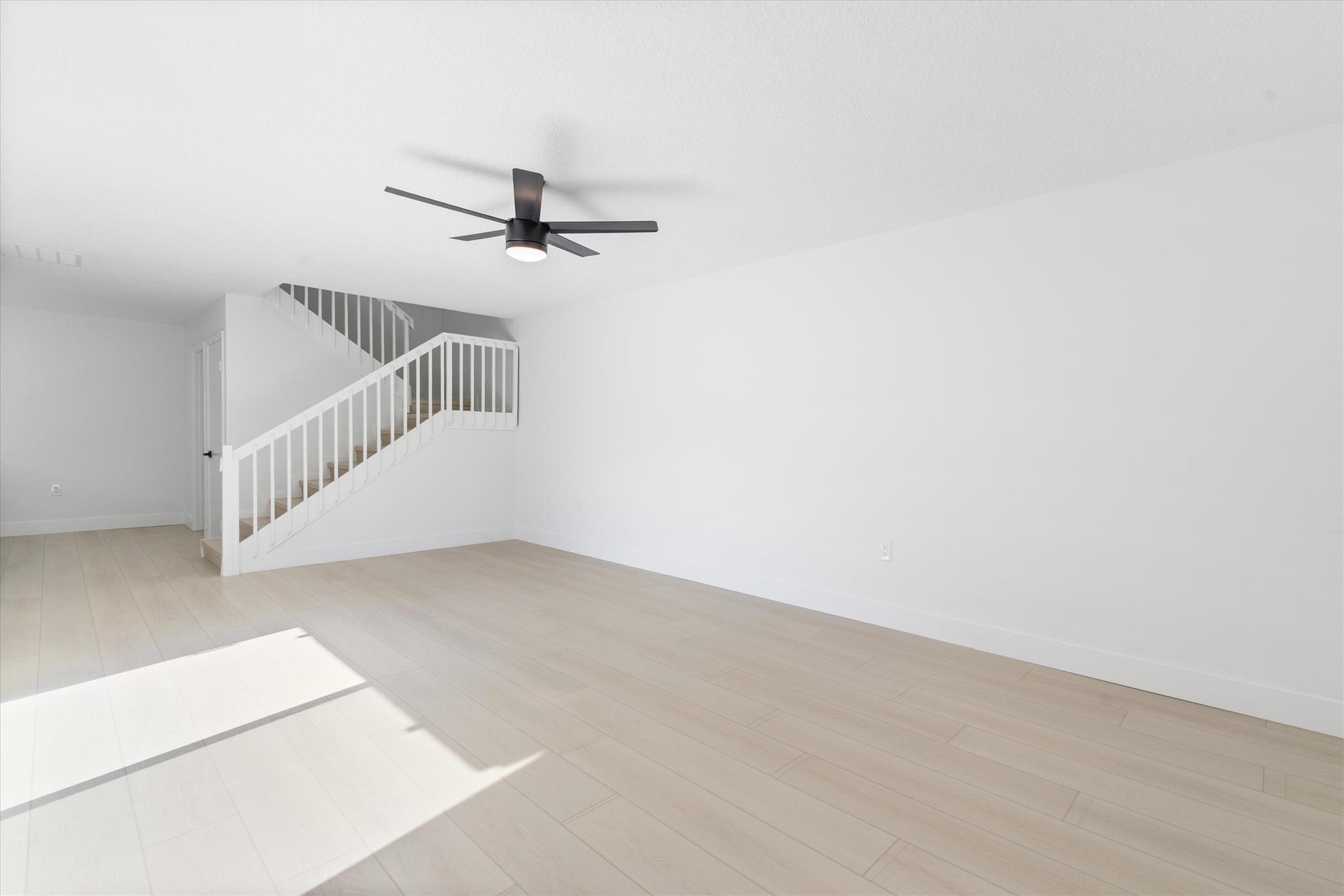 DELRAY OAKS WEST CONDO - Residential