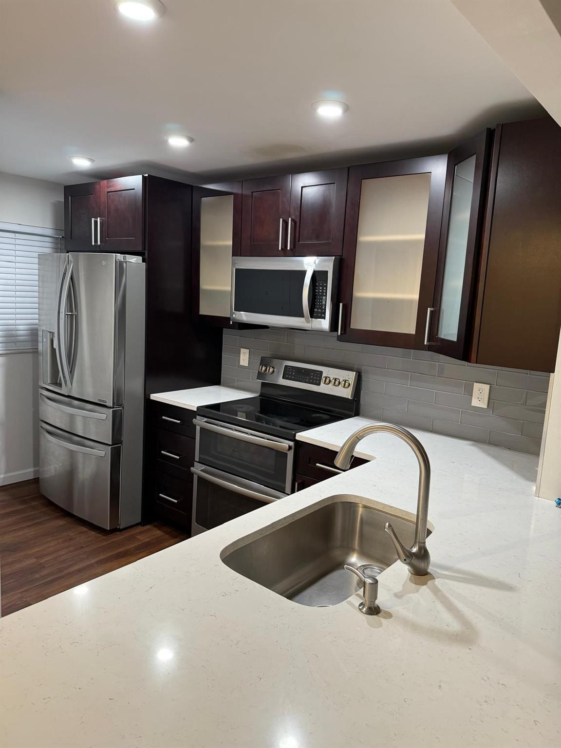 POINCIANA 8 OF PINE ISLAN - Residential