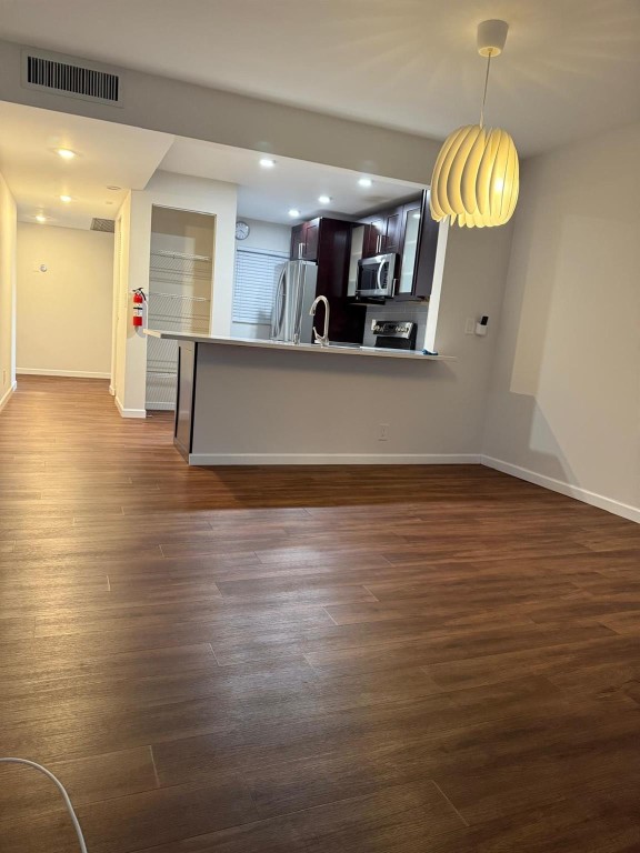 POINCIANA 8 OF PINE ISLAN - Residential