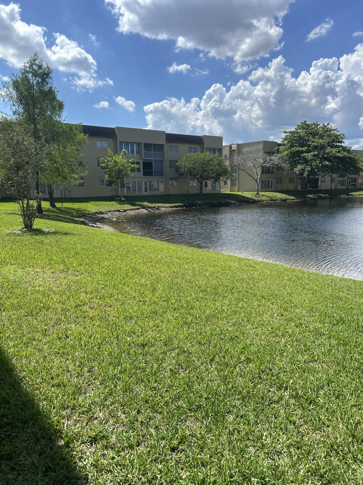 BERMUDA CLUB NINE CONDO - Residential