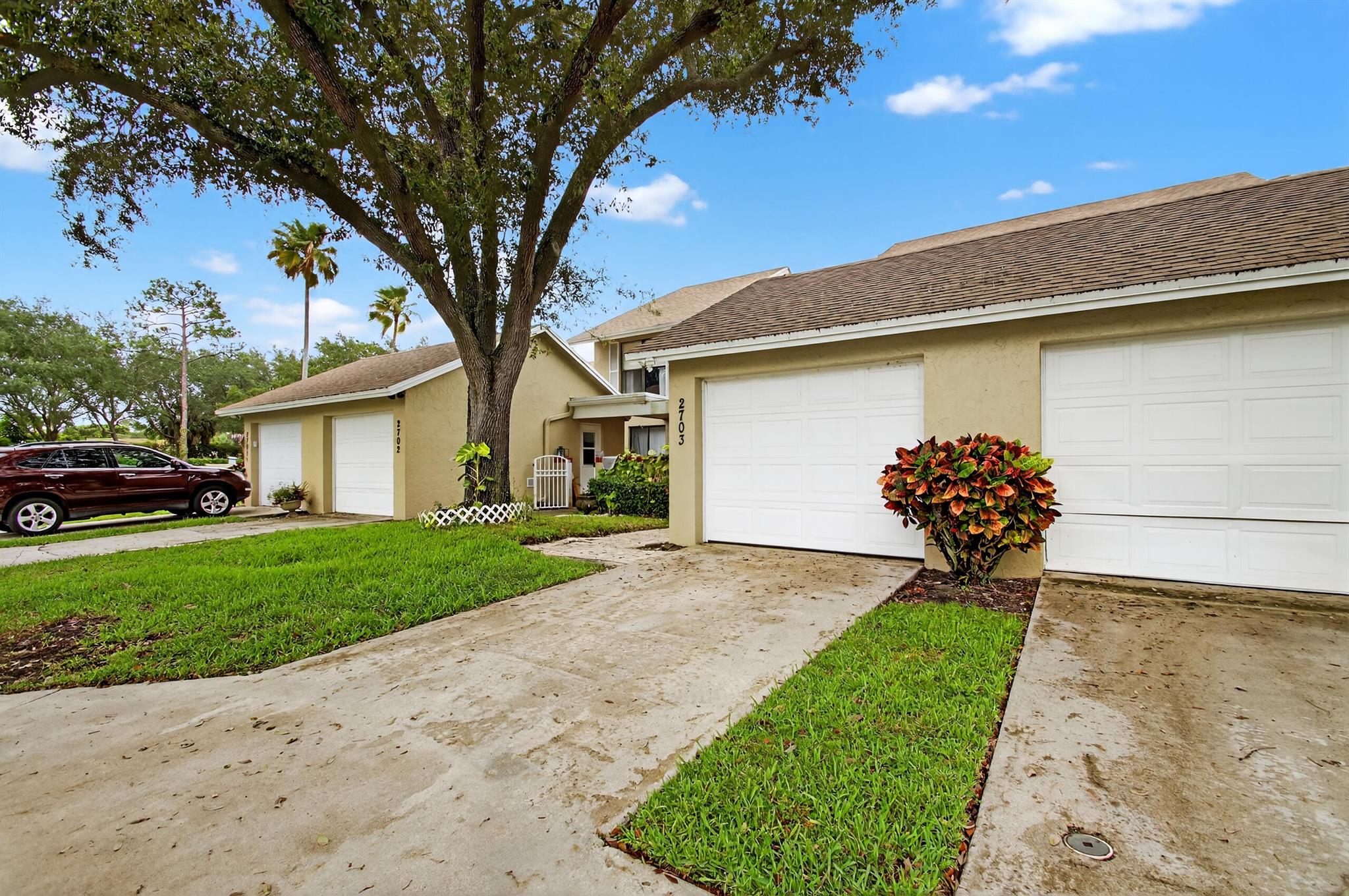 2703 Maplewood Drive