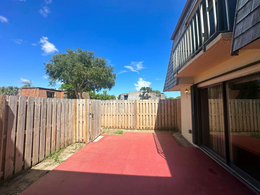 Photo of 59 Lake Arbor Drive, Palm Springs, FL 33461 (MLS # R11114482)