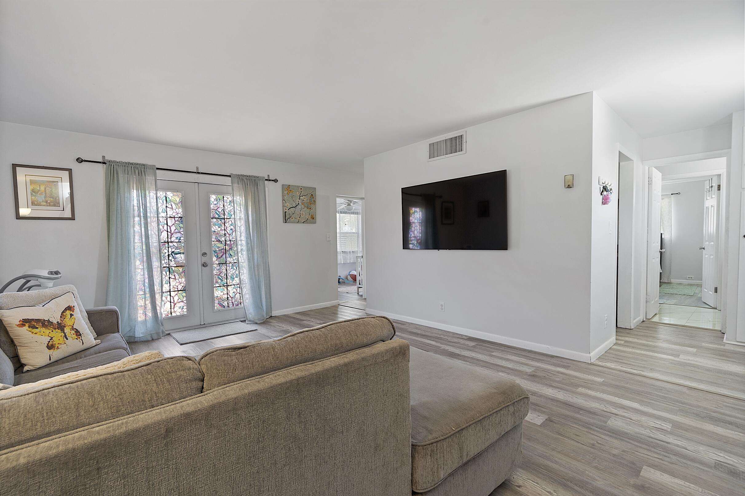 LAKE WORTH TOWN OF ADD 1 - Residential