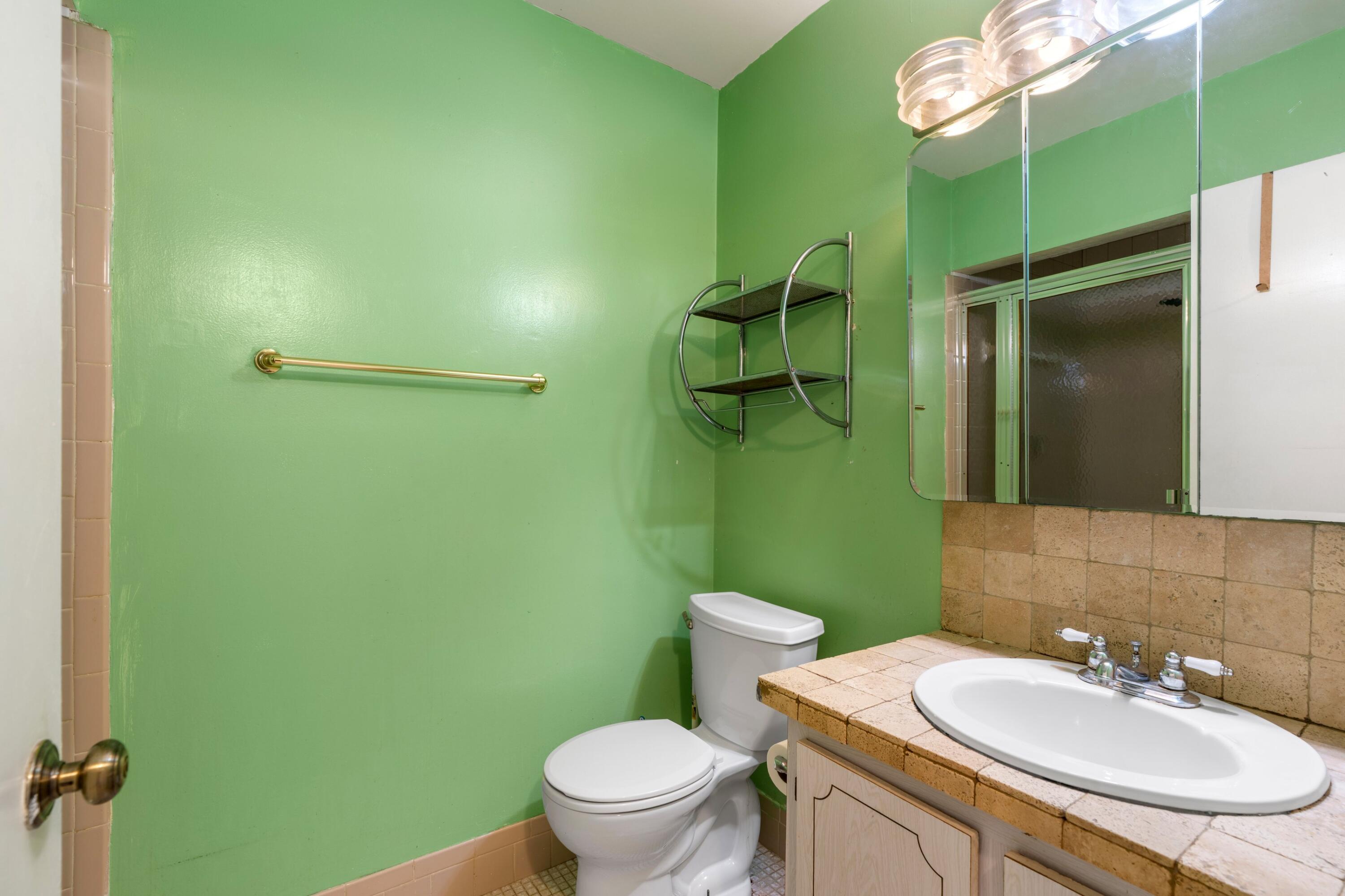 HIGH POINT OF DELRAY SEC 7 CONDO - Residential