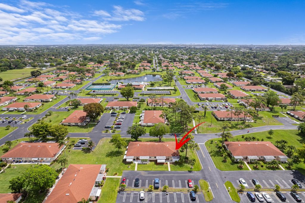 Photo of 5025 NW 3rd St #C, Delray Beach, FL 33445 (MLS # B26010336)