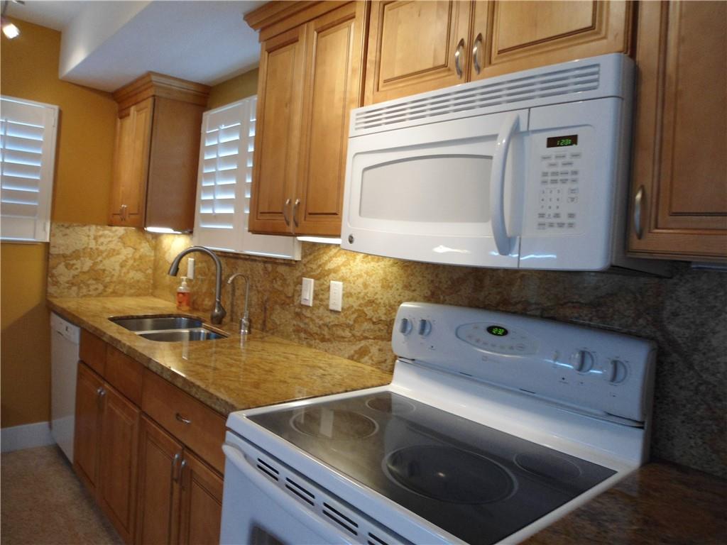 Victoria Highlands Amd - Residential Lease