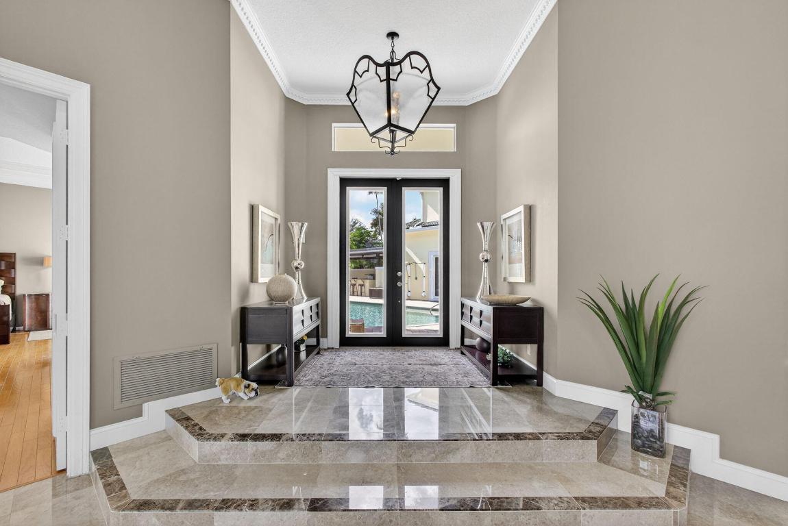 IBIS GOLF AND COUNTRY CLUB 2 - Residential Lease