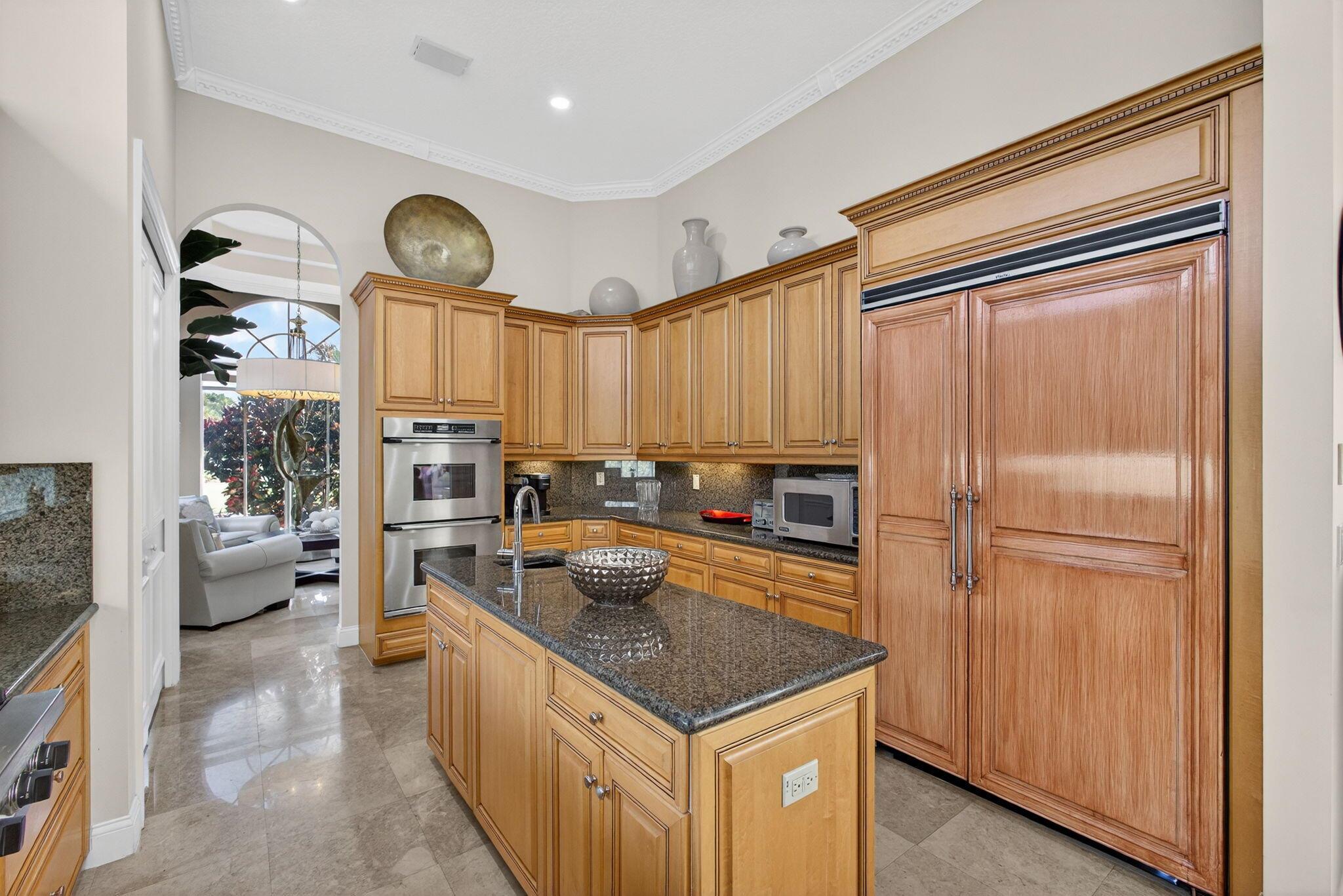 IBIS GOLF AND COUNTRY CLU - Residential Lease