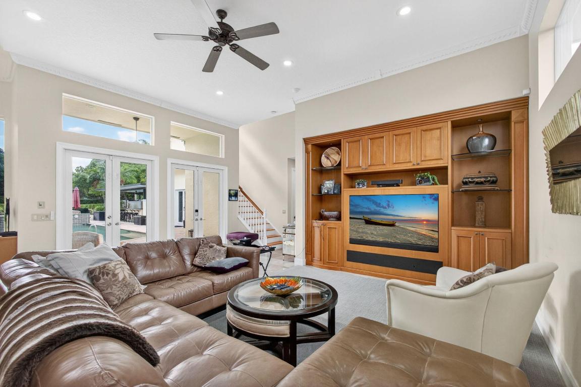 IBIS GOLF AND COUNTRY CLUB 2 - Residential Lease