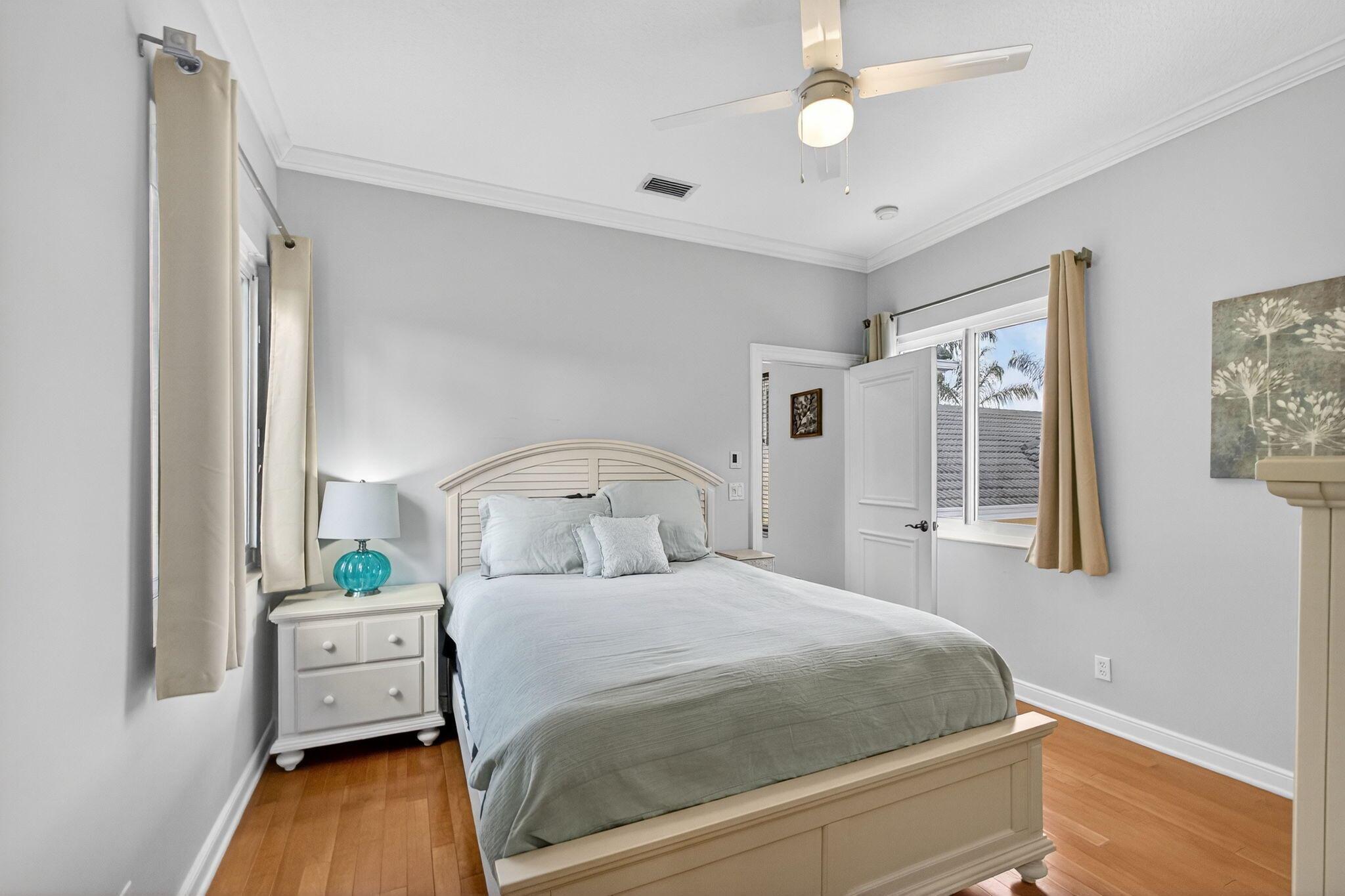 IBIS GOLF AND COUNTRY CLU - Residential Lease