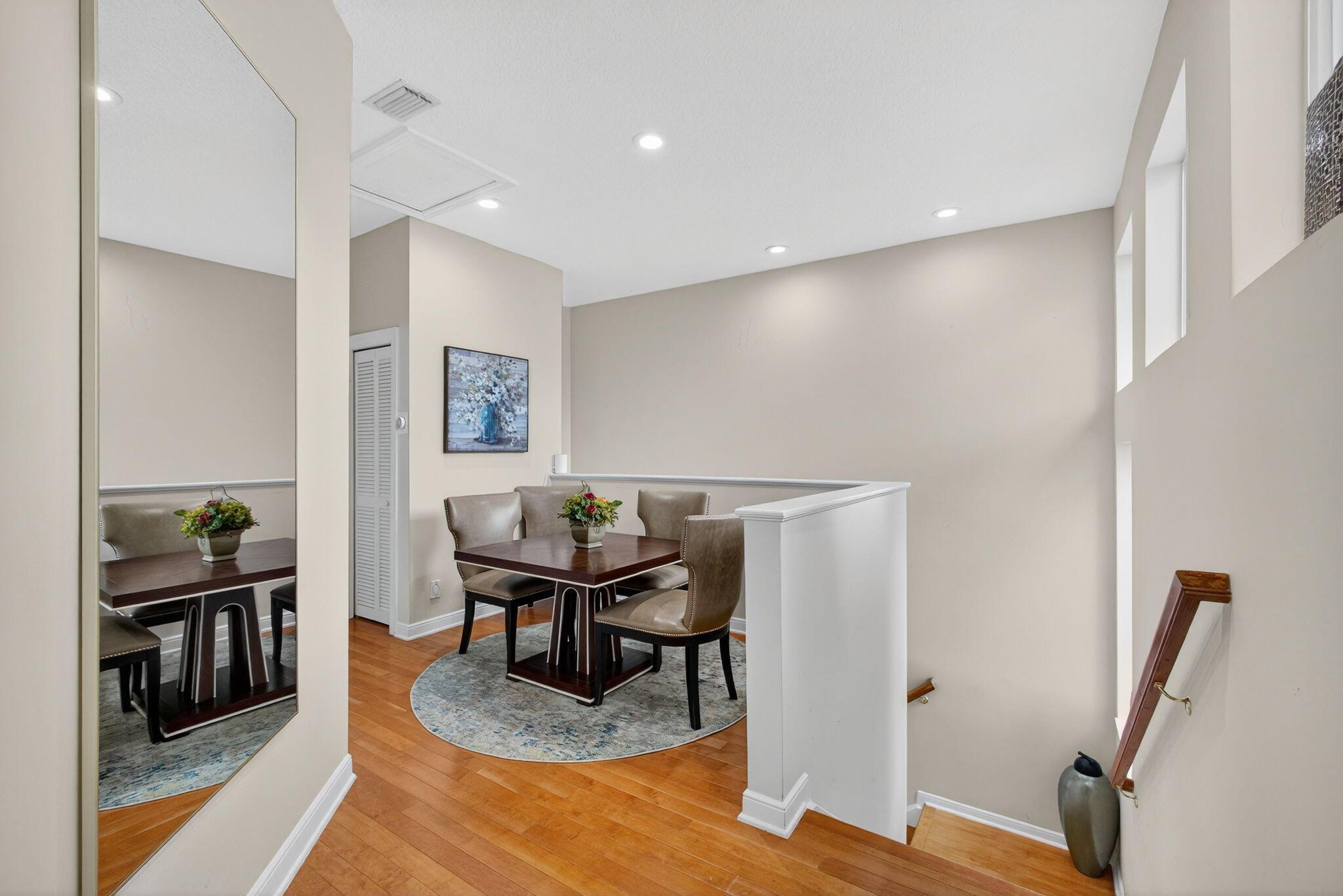 IBIS GOLF AND COUNTRY CLU - Residential Lease