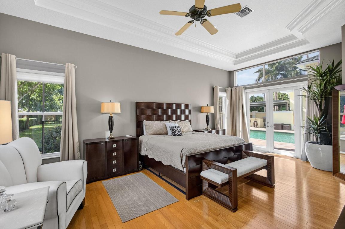 IBIS GOLF AND COUNTRY CLUB 2 - Residential Lease