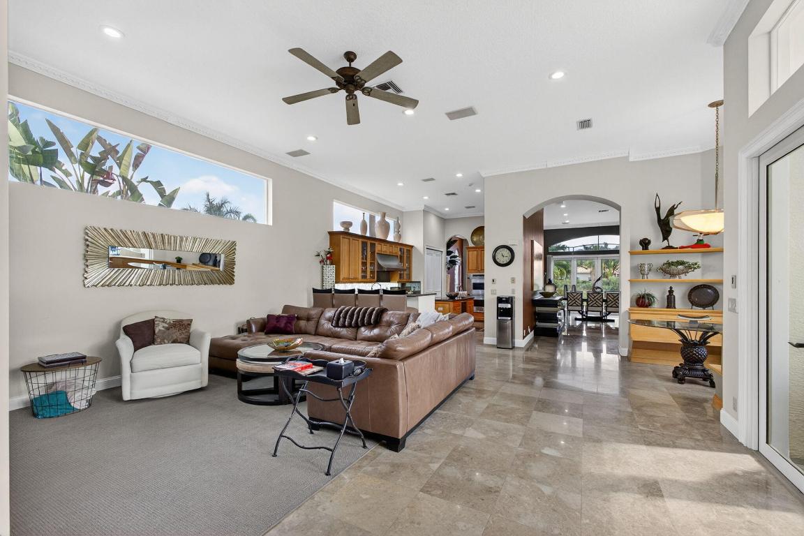 IBIS GOLF AND COUNTRY CLUB 2 - Residential Lease