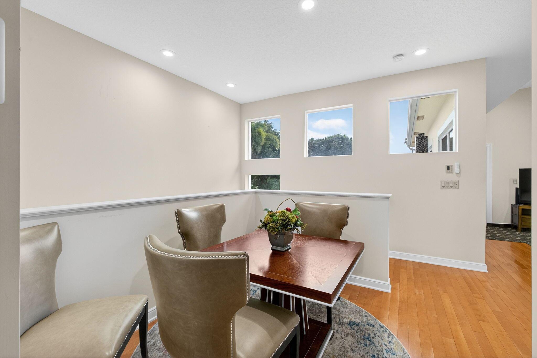 IBIS GOLF AND COUNTRY CLU - Residential Lease