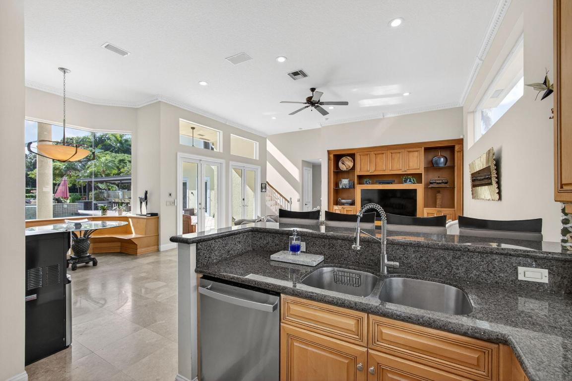 IBIS GOLF AND COUNTRY CLUB 2 - Residential Lease