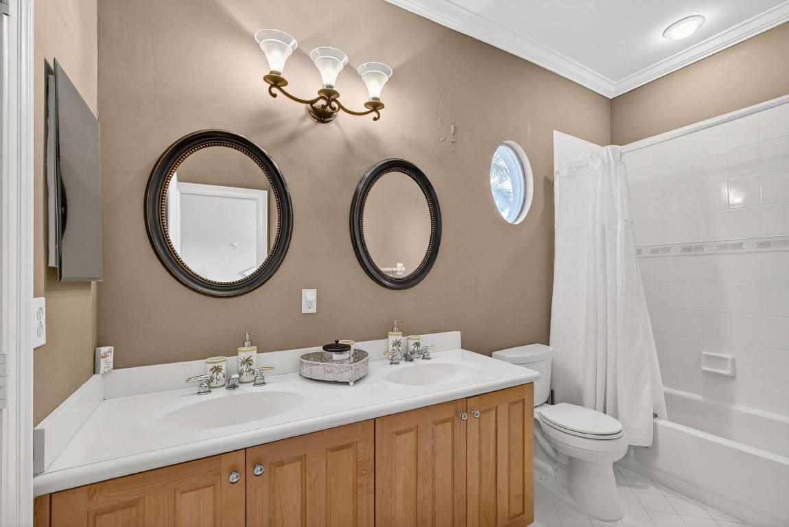 IBIS GOLF AND COUNTRY CLUB 2 - Residential Lease