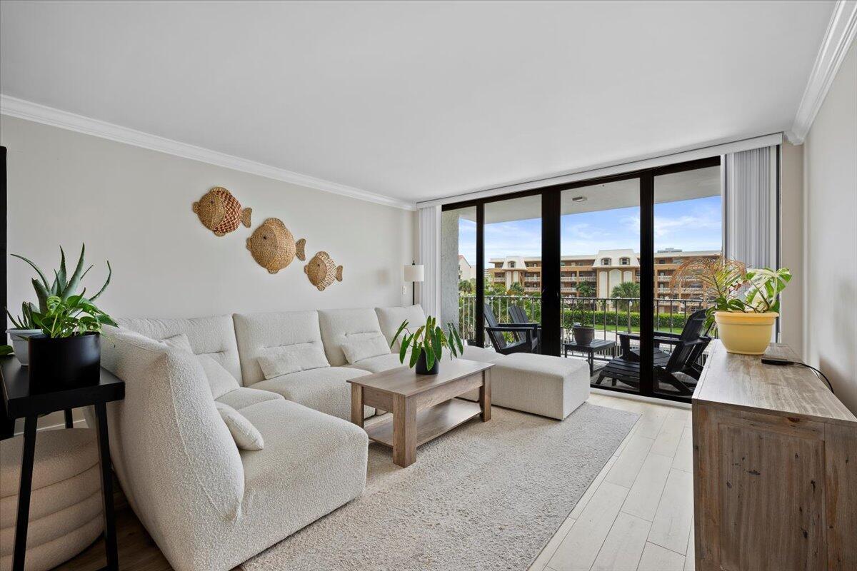 336 Golfview Road 303
