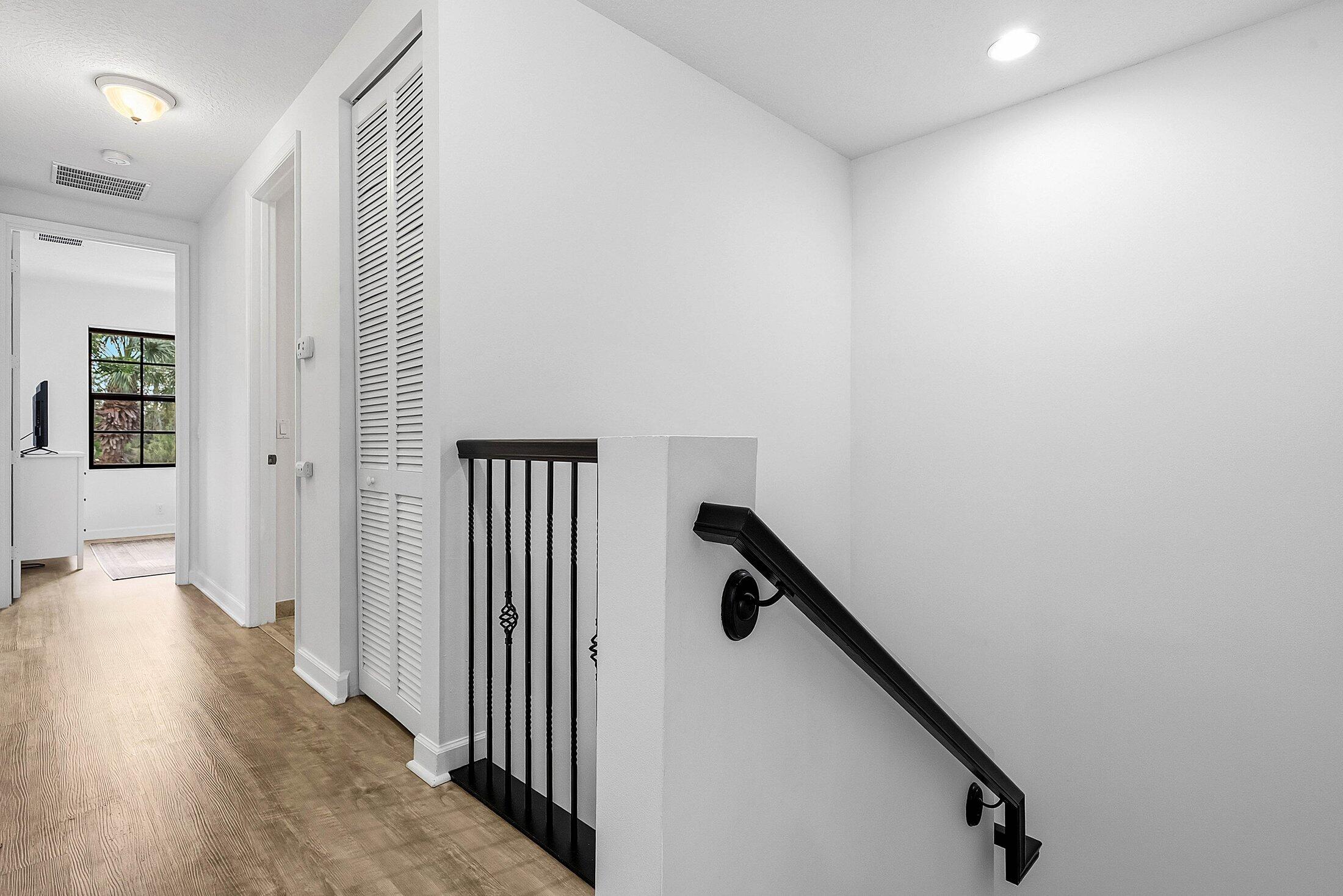 GRAMERCY SQUARE - Residential