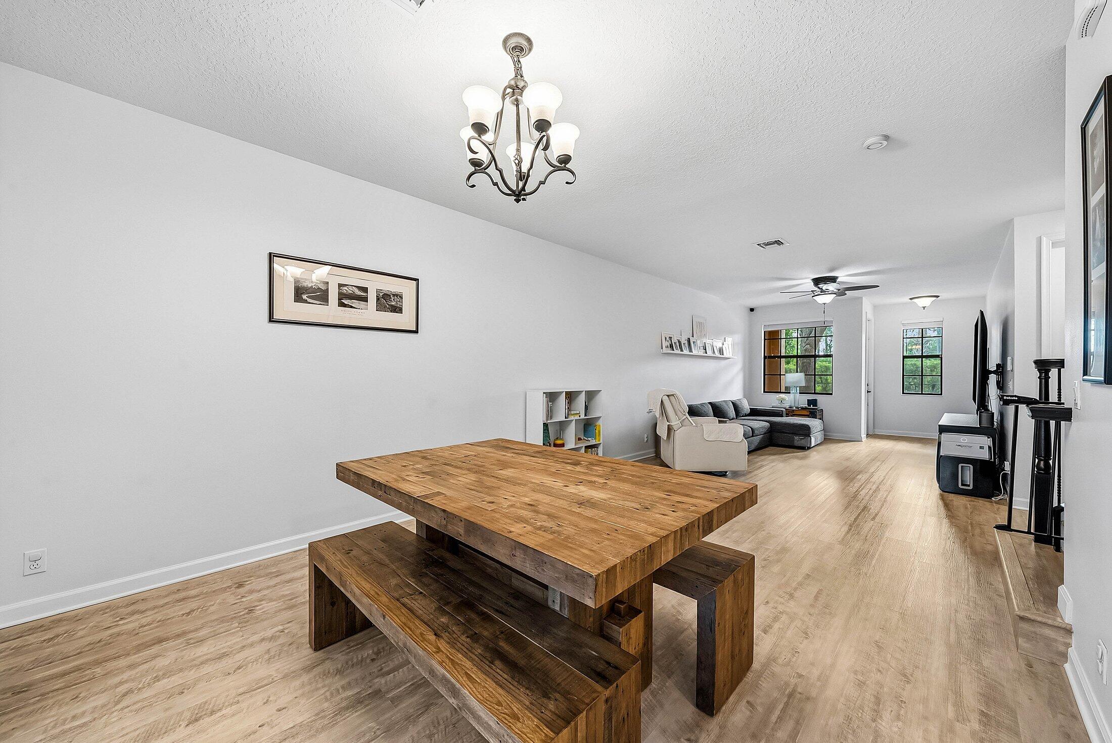 GRAMERCY SQUARE - Residential