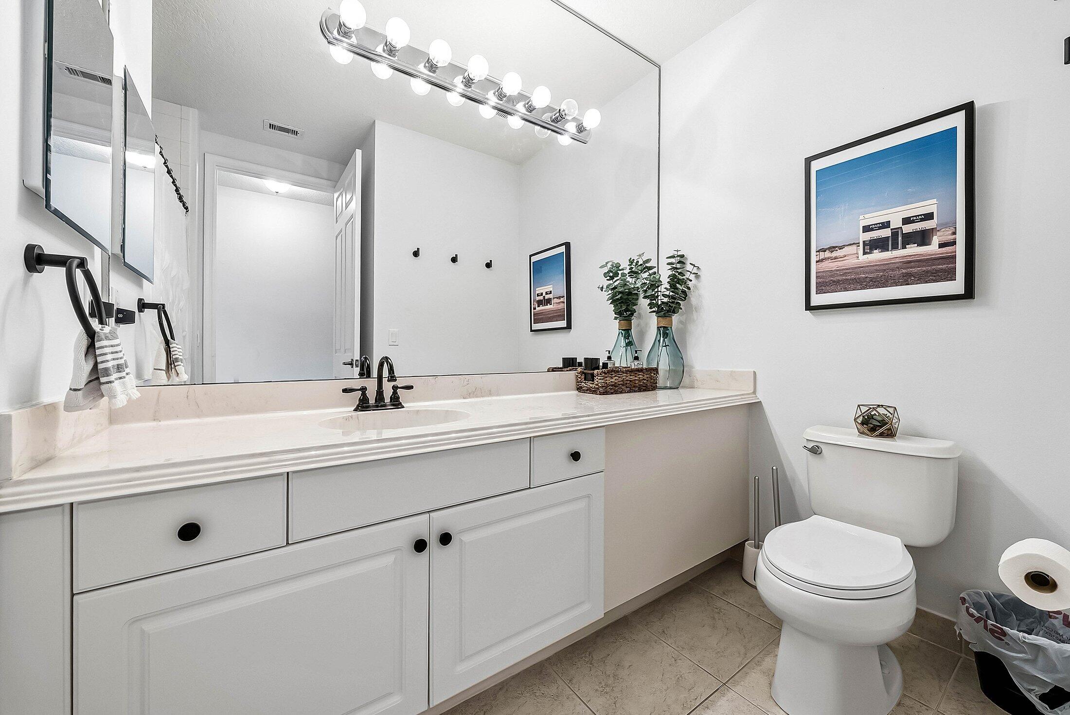 GRAMERCY SQUARE - Residential