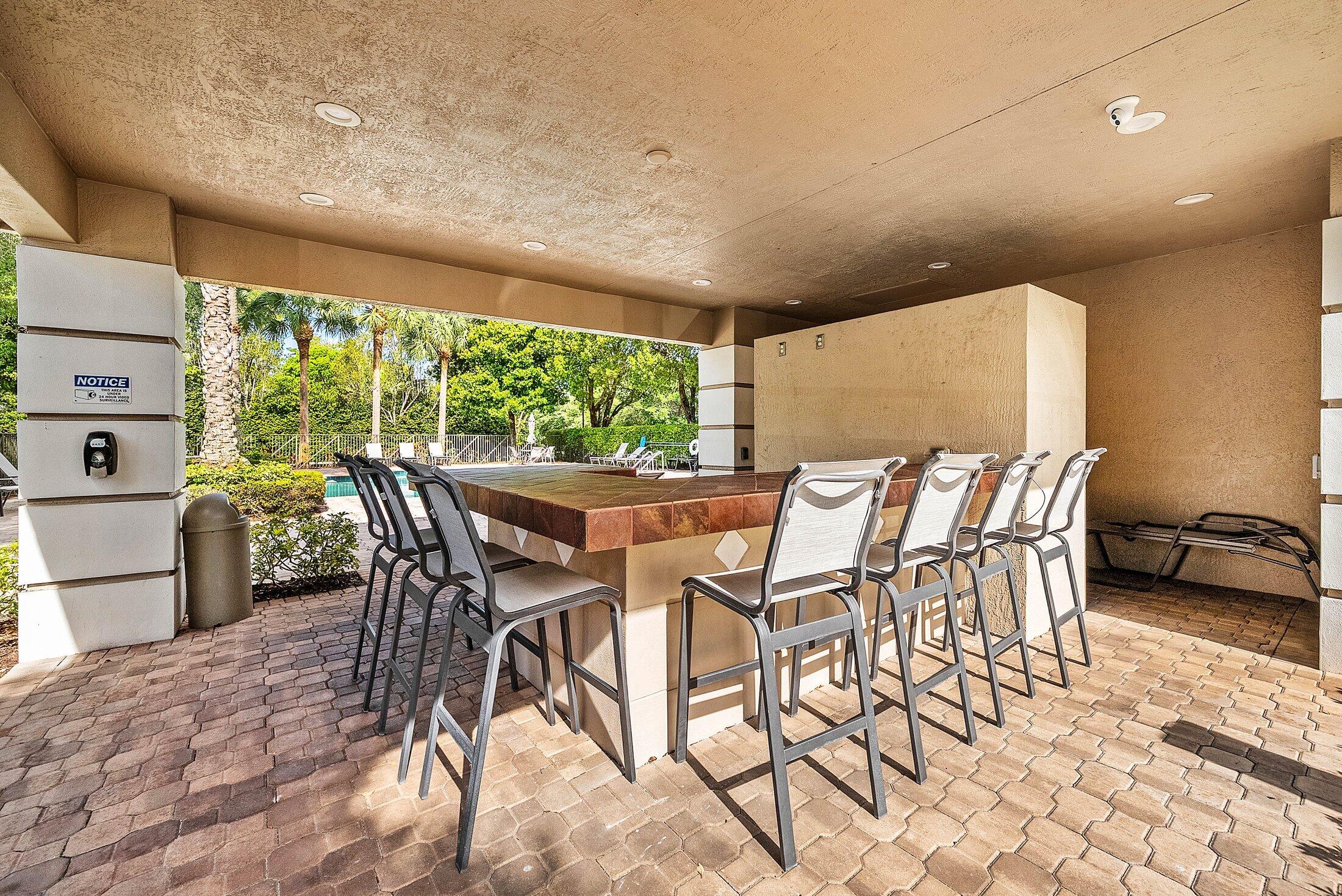 GRAMERCY SQUARE - Residential