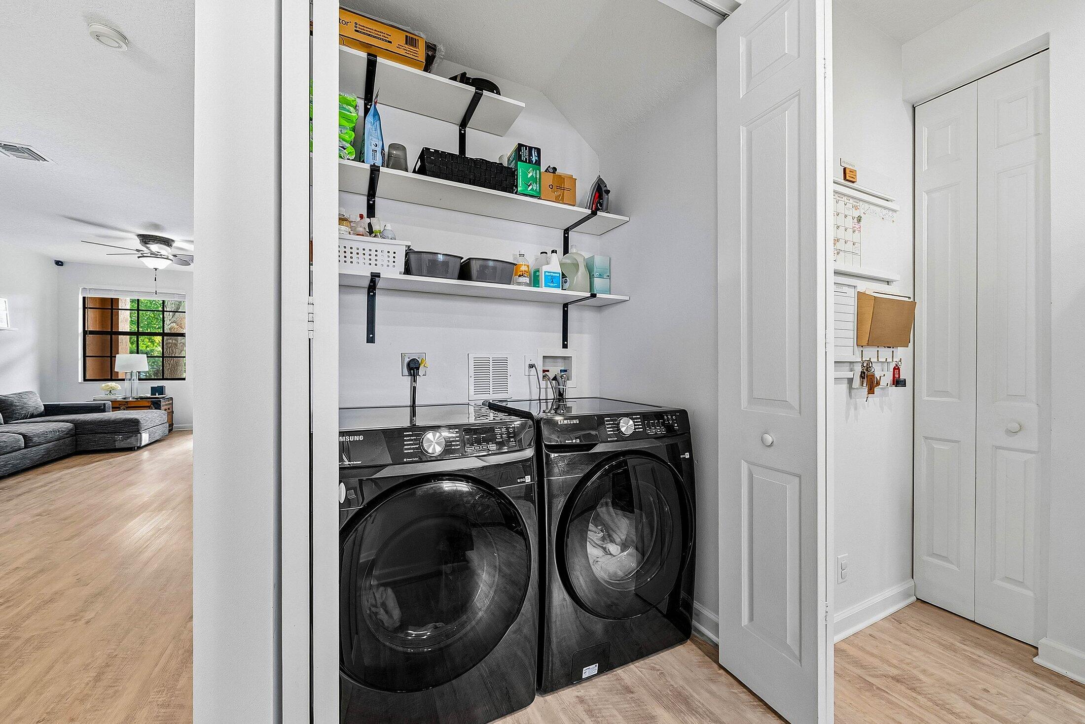 GRAMERCY SQUARE - Residential