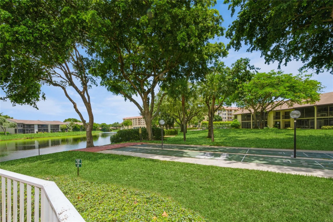 Meadowridge East Condo - Residential