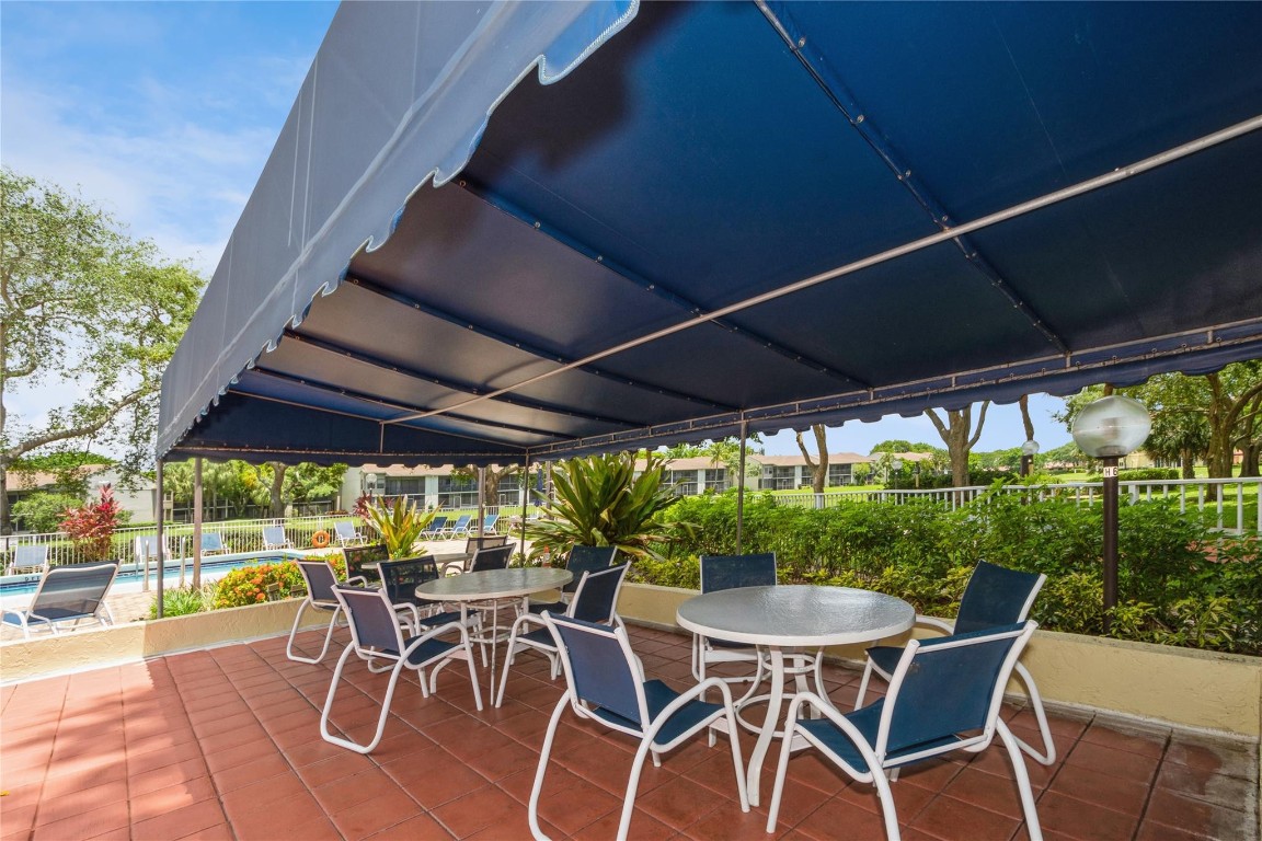 Meadowridge East Condo - Residential