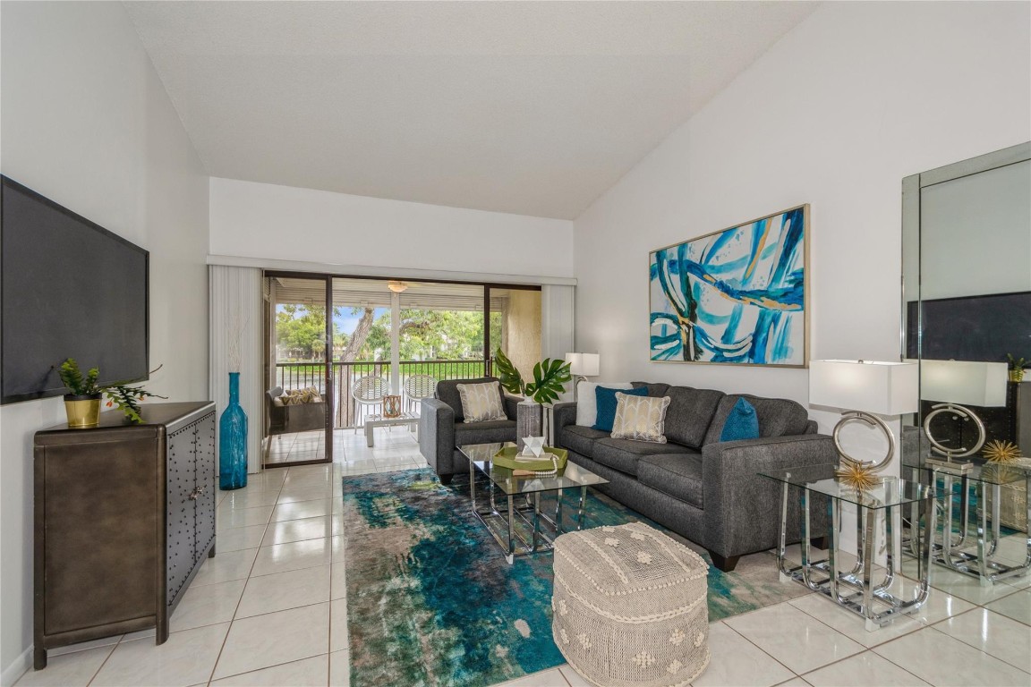 Meadowridge East Condo - Residential