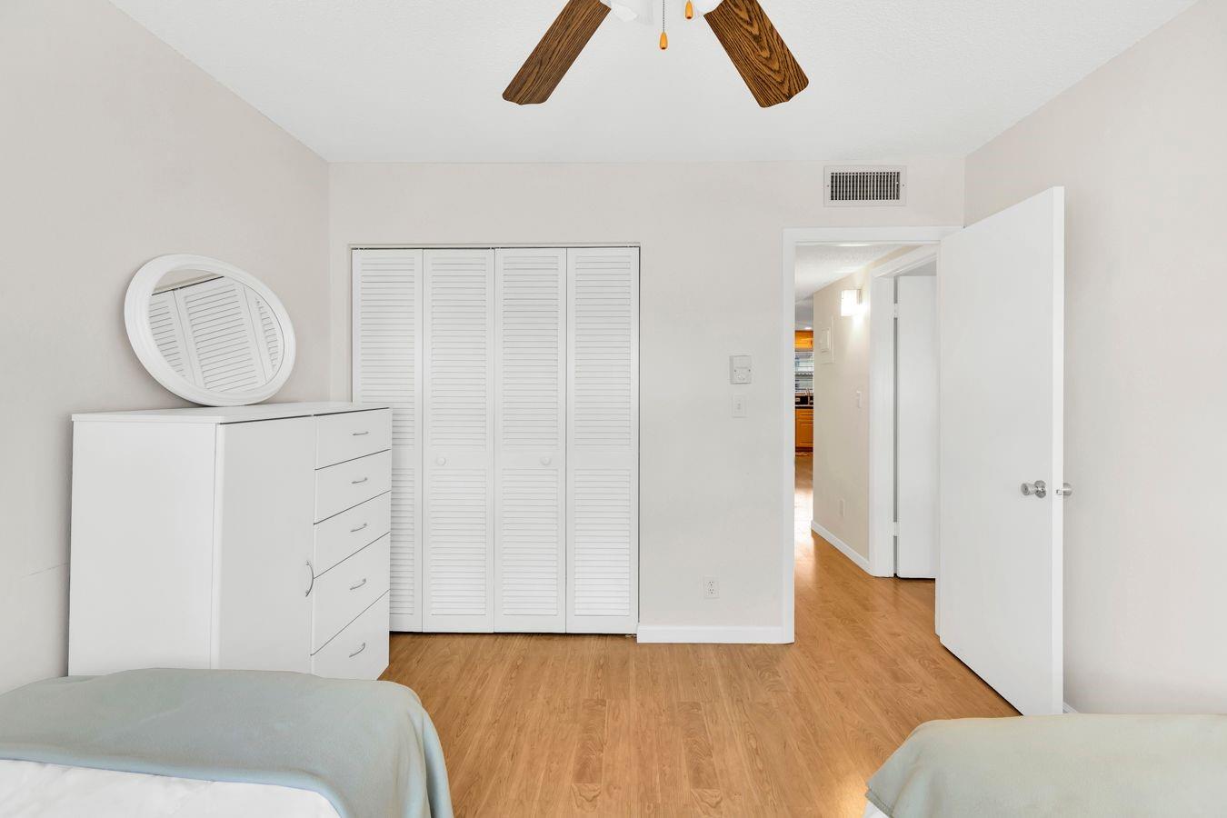 BEVERLY HILLS - Residential