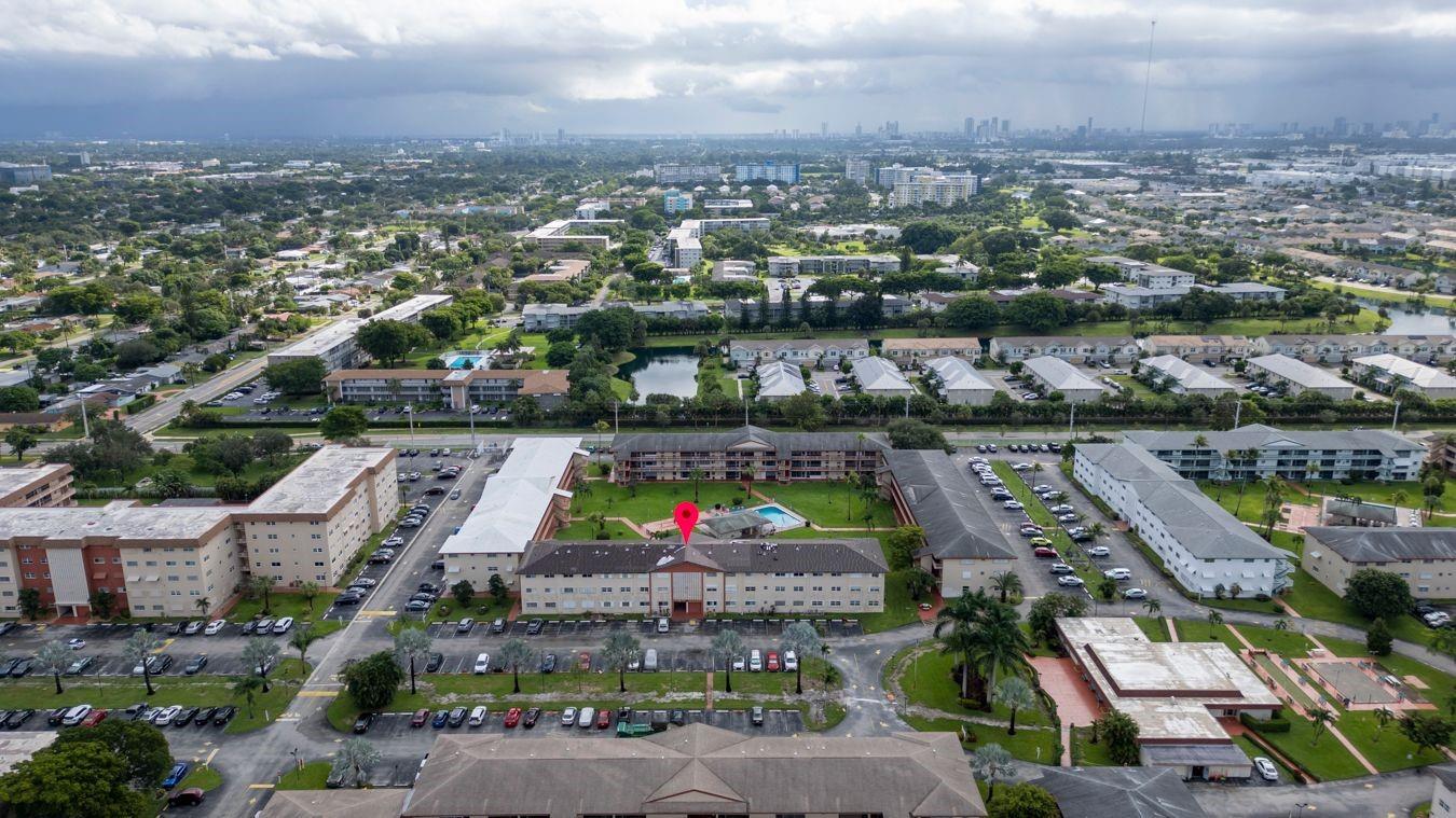 BEVERLY HILLS - Residential