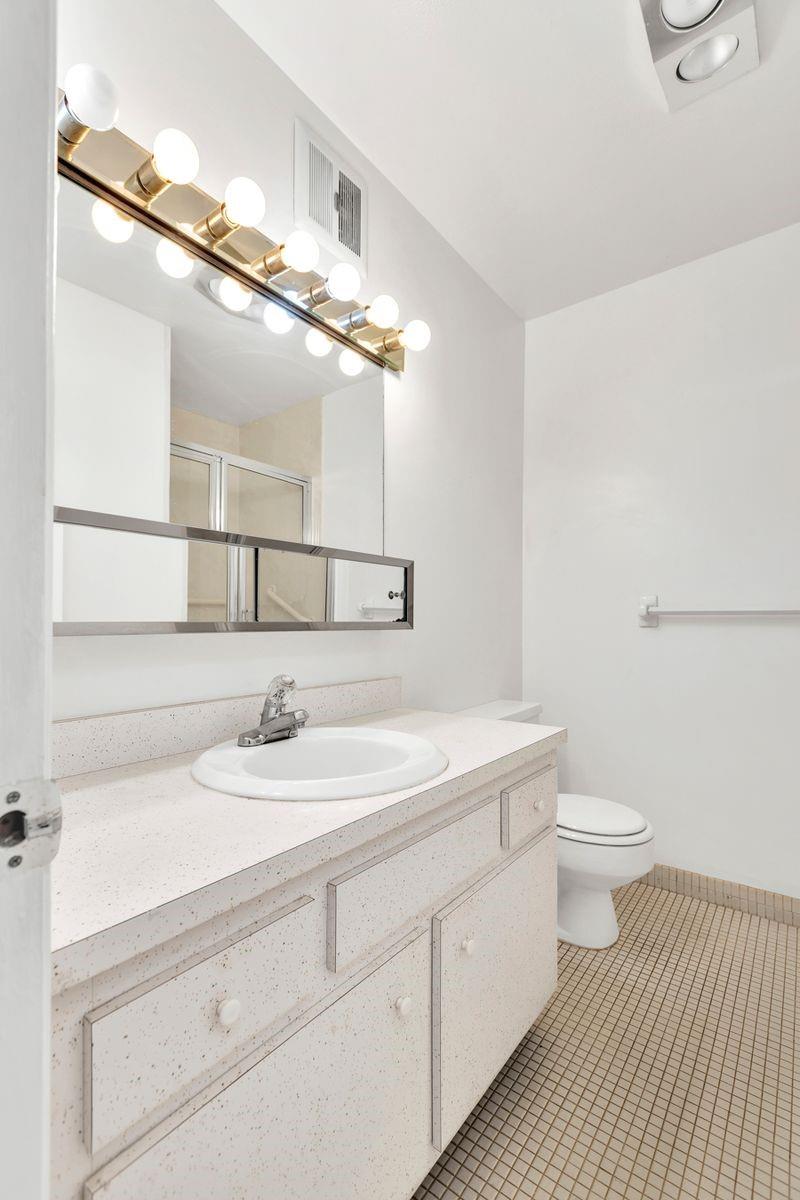 BEVERLY HILLS - Residential
