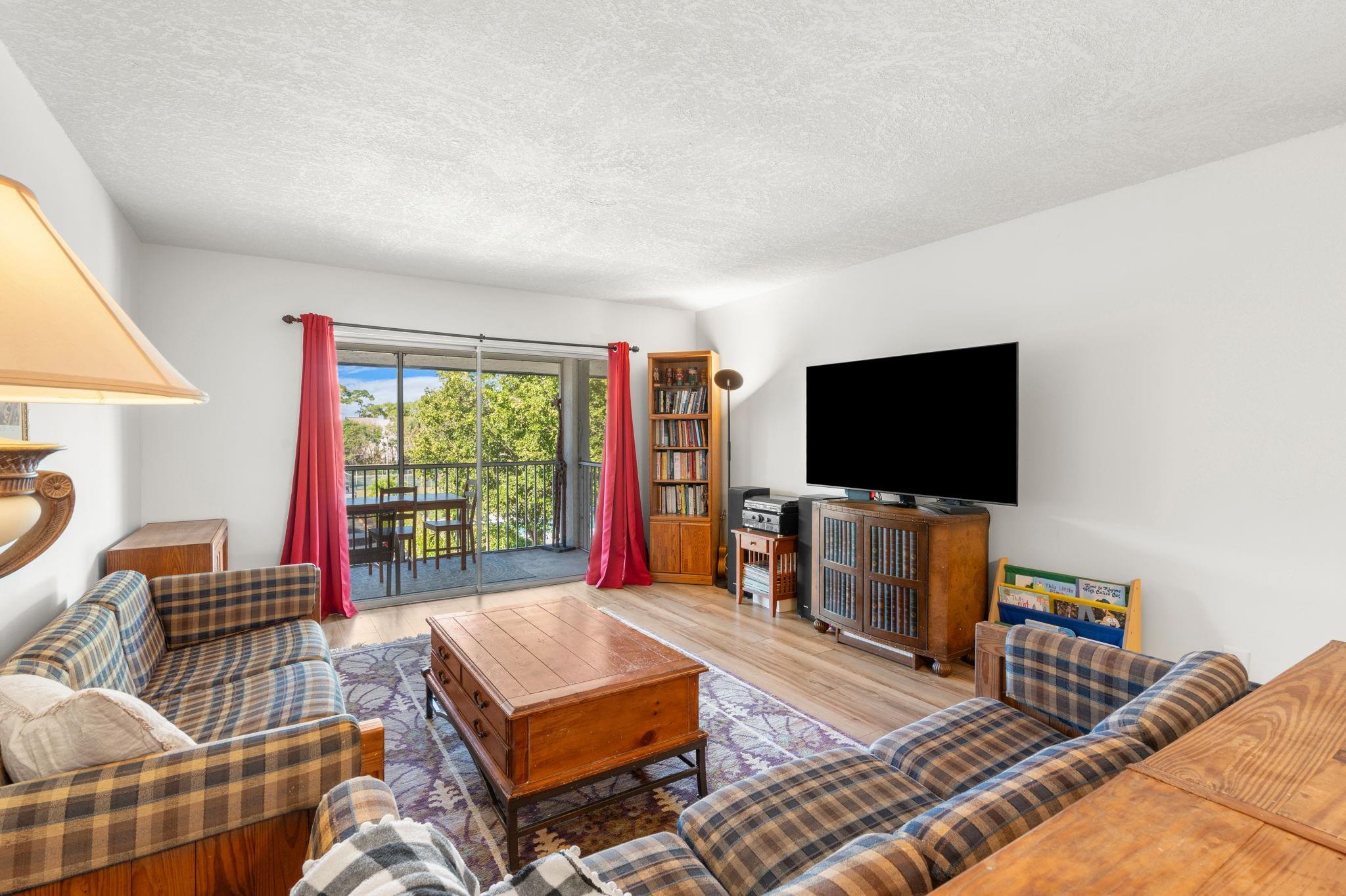 Foxwood Hollow - Residential