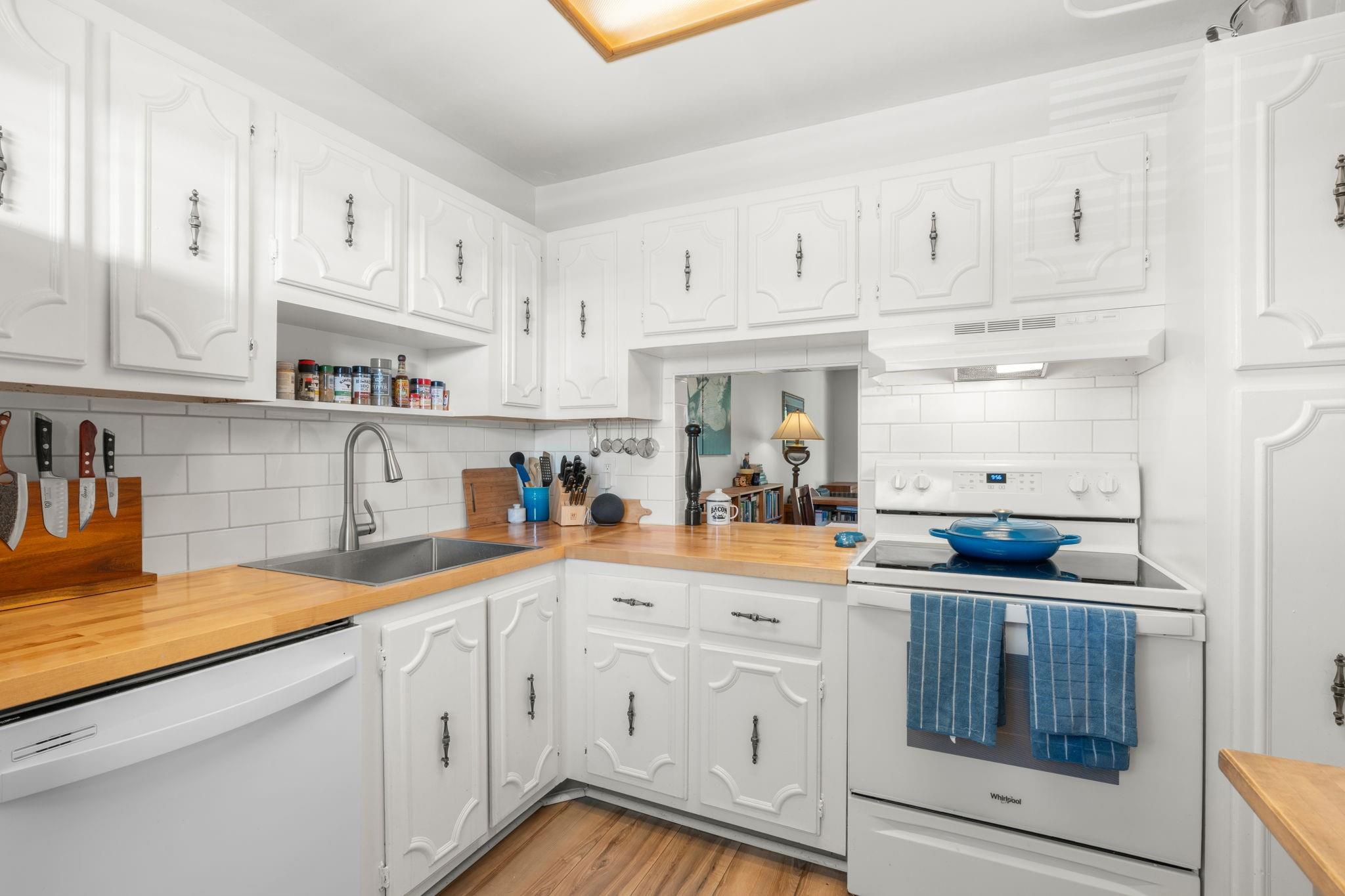 Foxwood Hollow - Residential