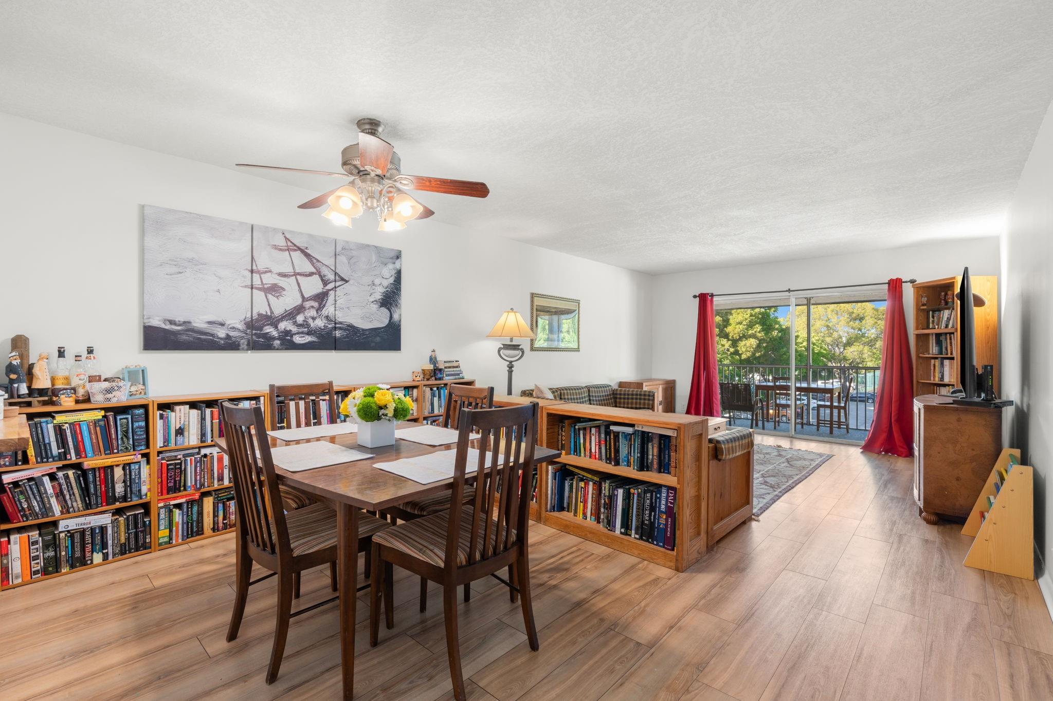 Foxwood Hollow - Residential