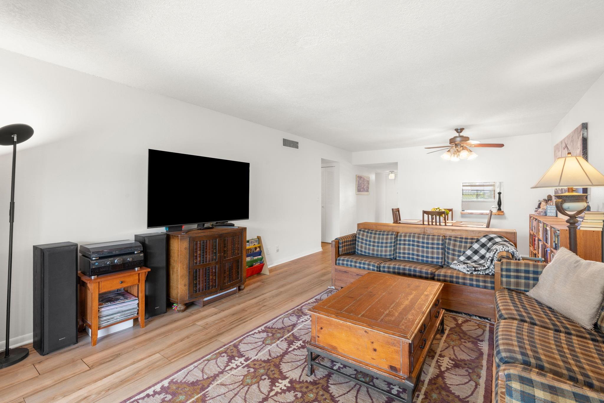 Foxwood Hollow - Residential