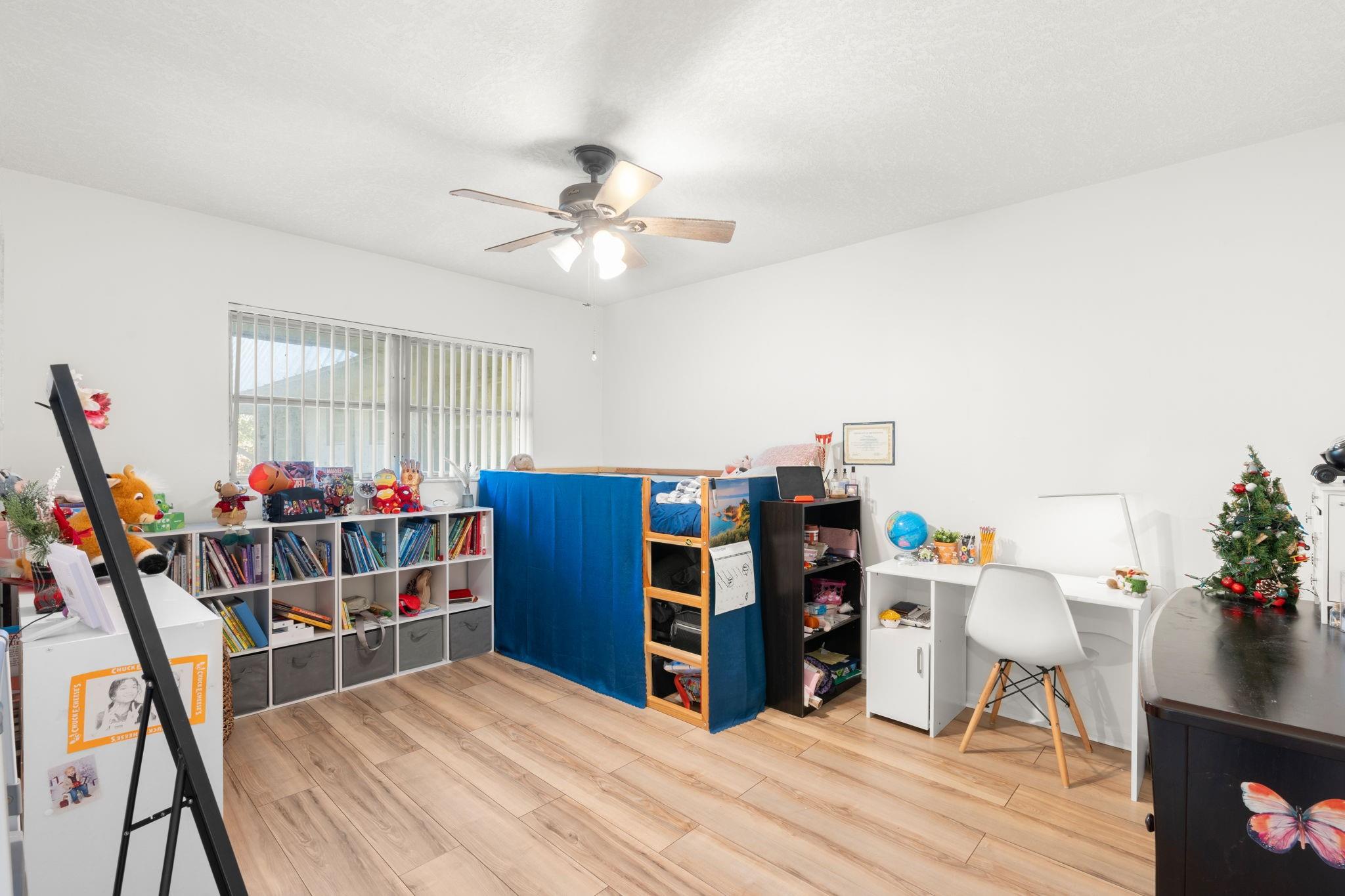 Foxwood Hollow - Residential