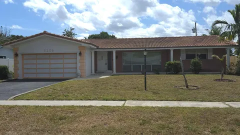 5208 Monroe Street, Hollywood, FL MLS: R11074317