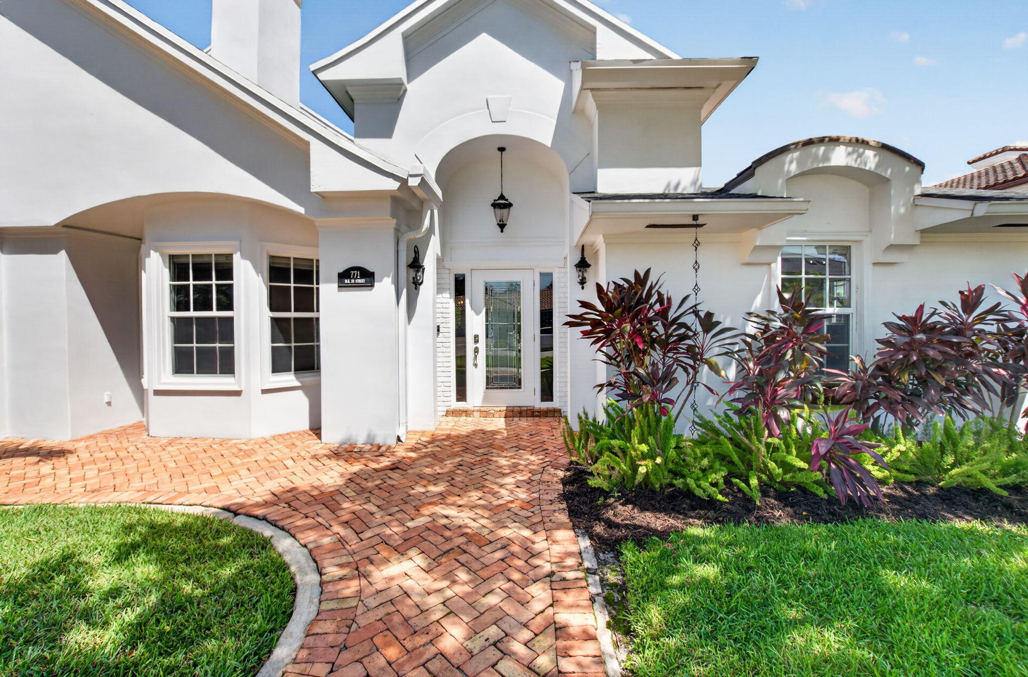 771 NE 33RD Street