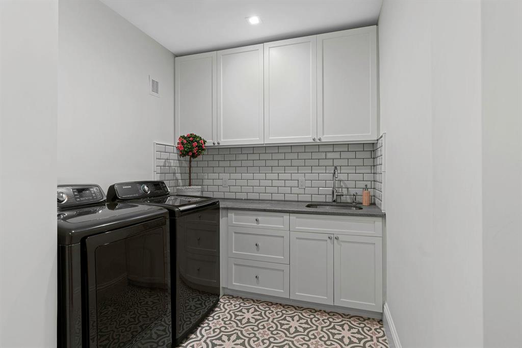 EL CID PARK ADD - Residential