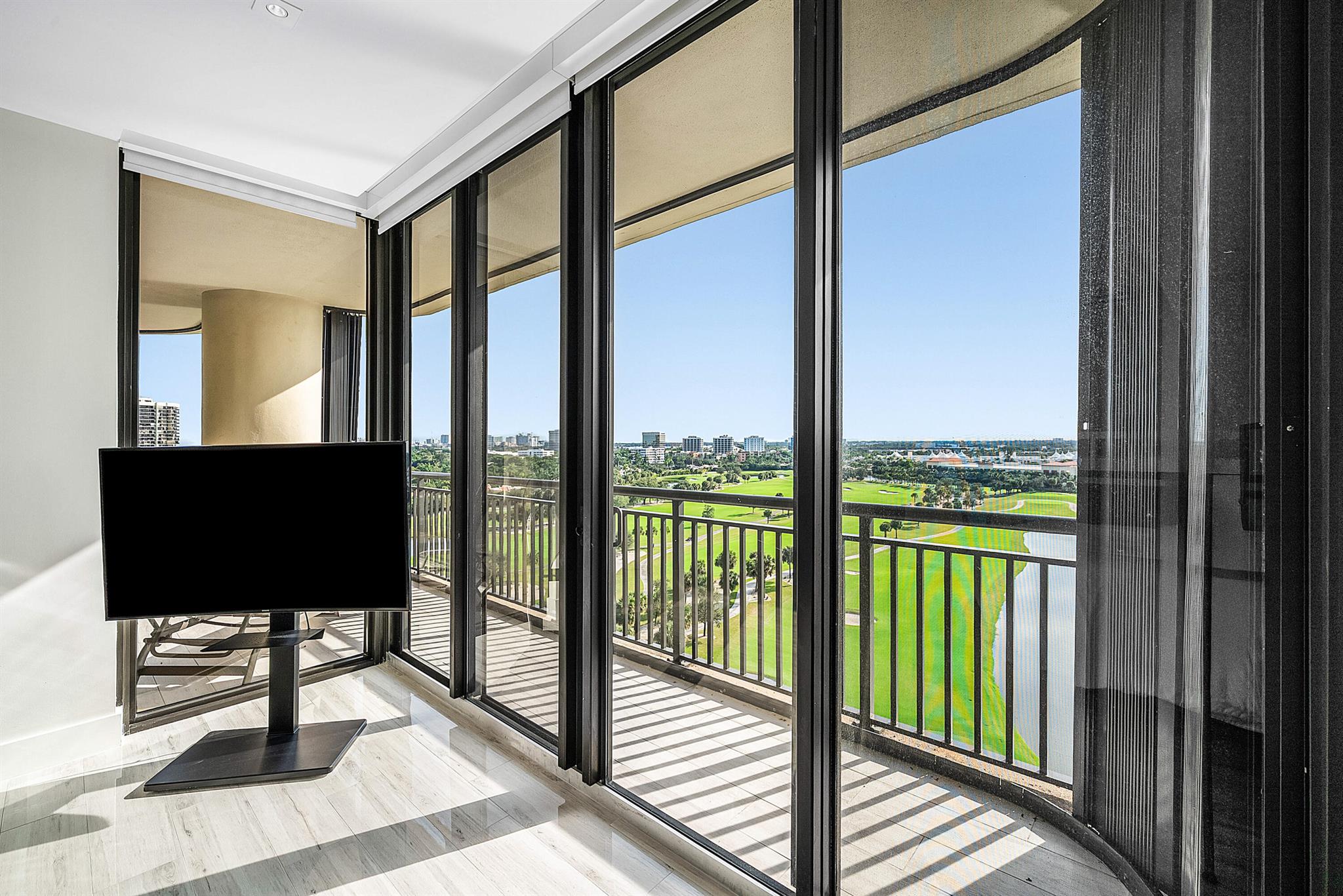 PARLIAMENT EAST CONDO - Residential