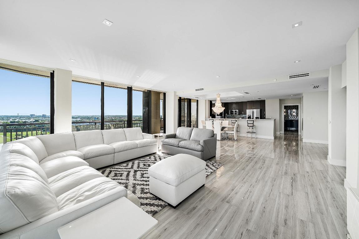 2427 Presidential Way Ph3