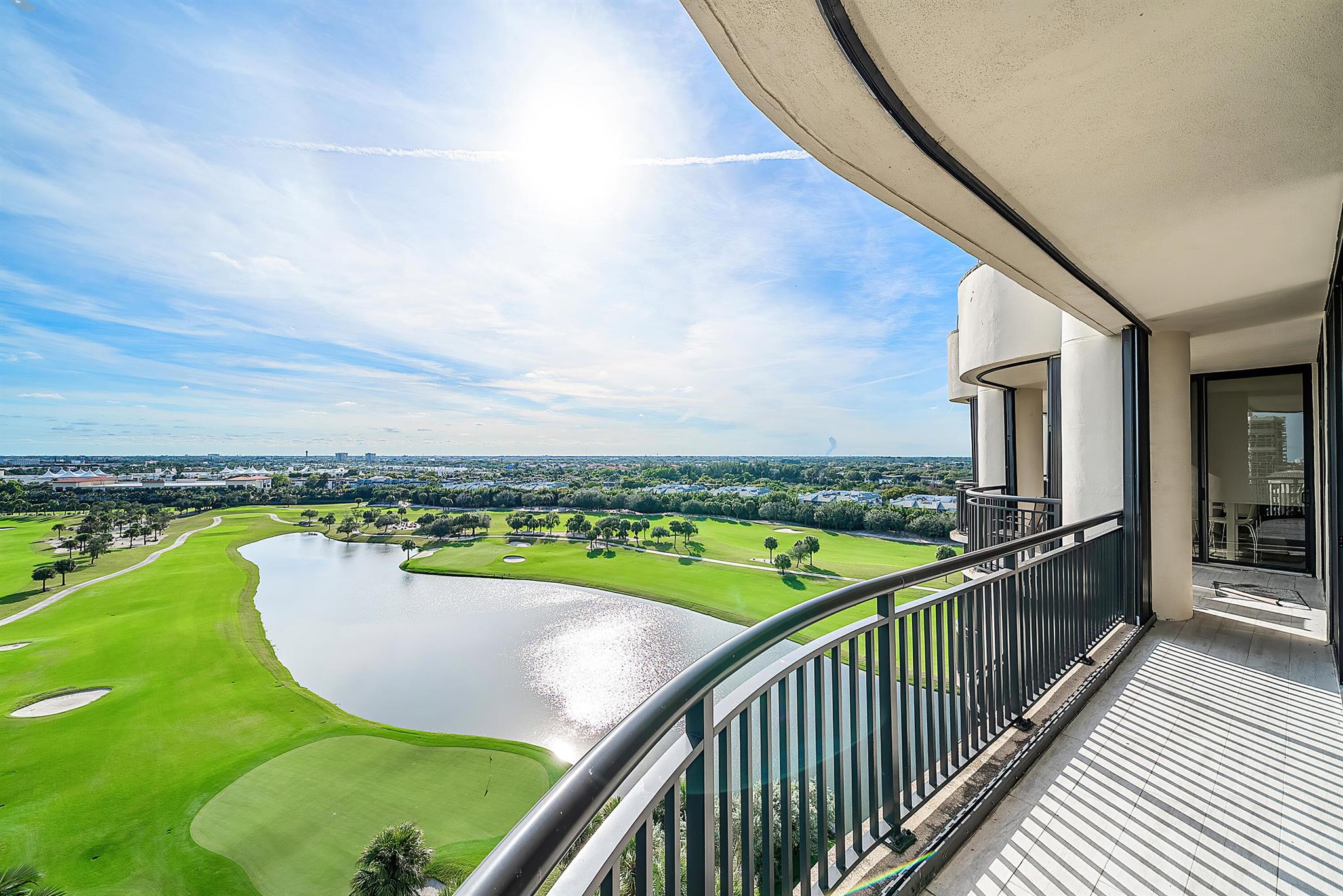 PARLIAMENT EAST CONDO - Residential