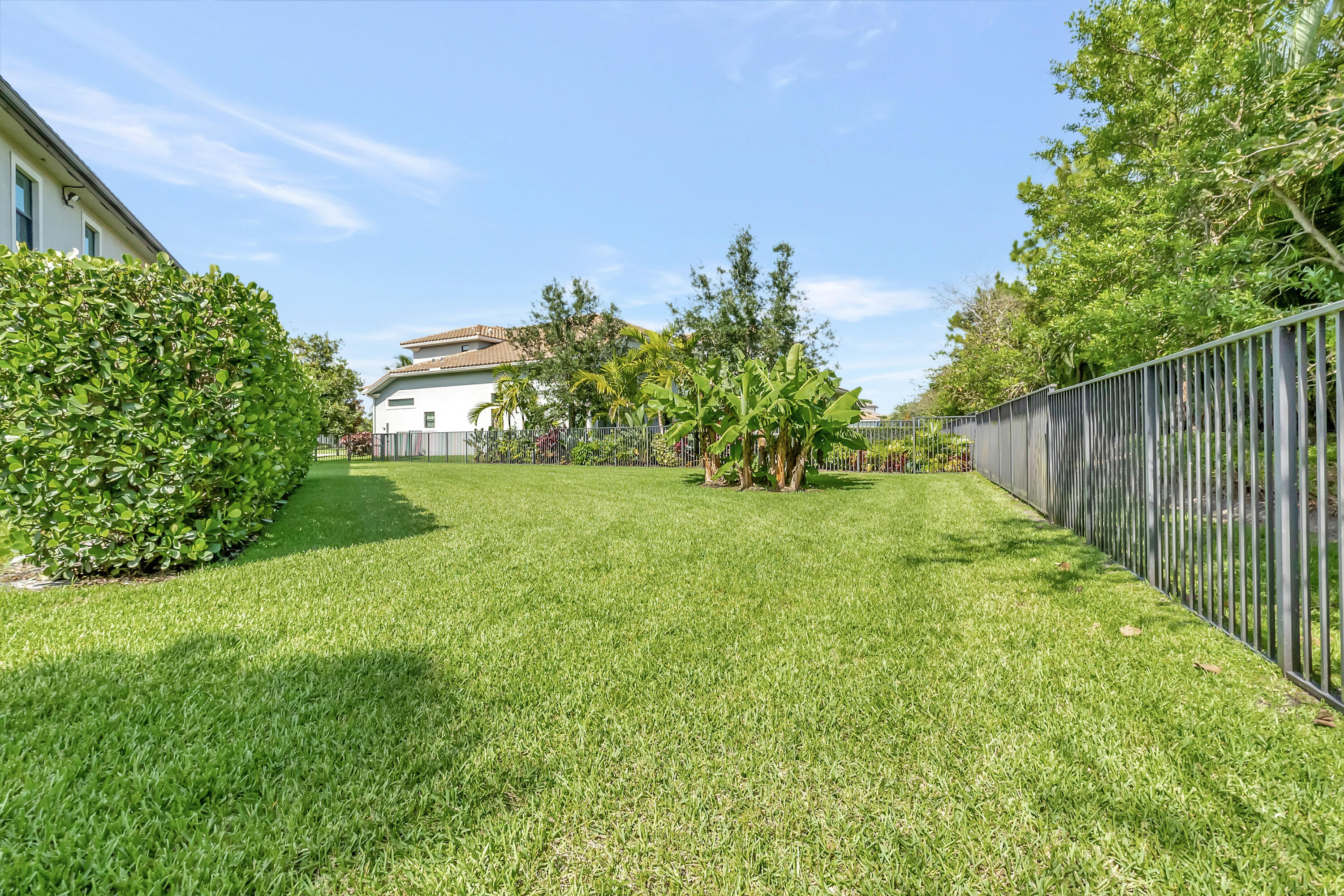 SEVEN BRIDGES - Residential