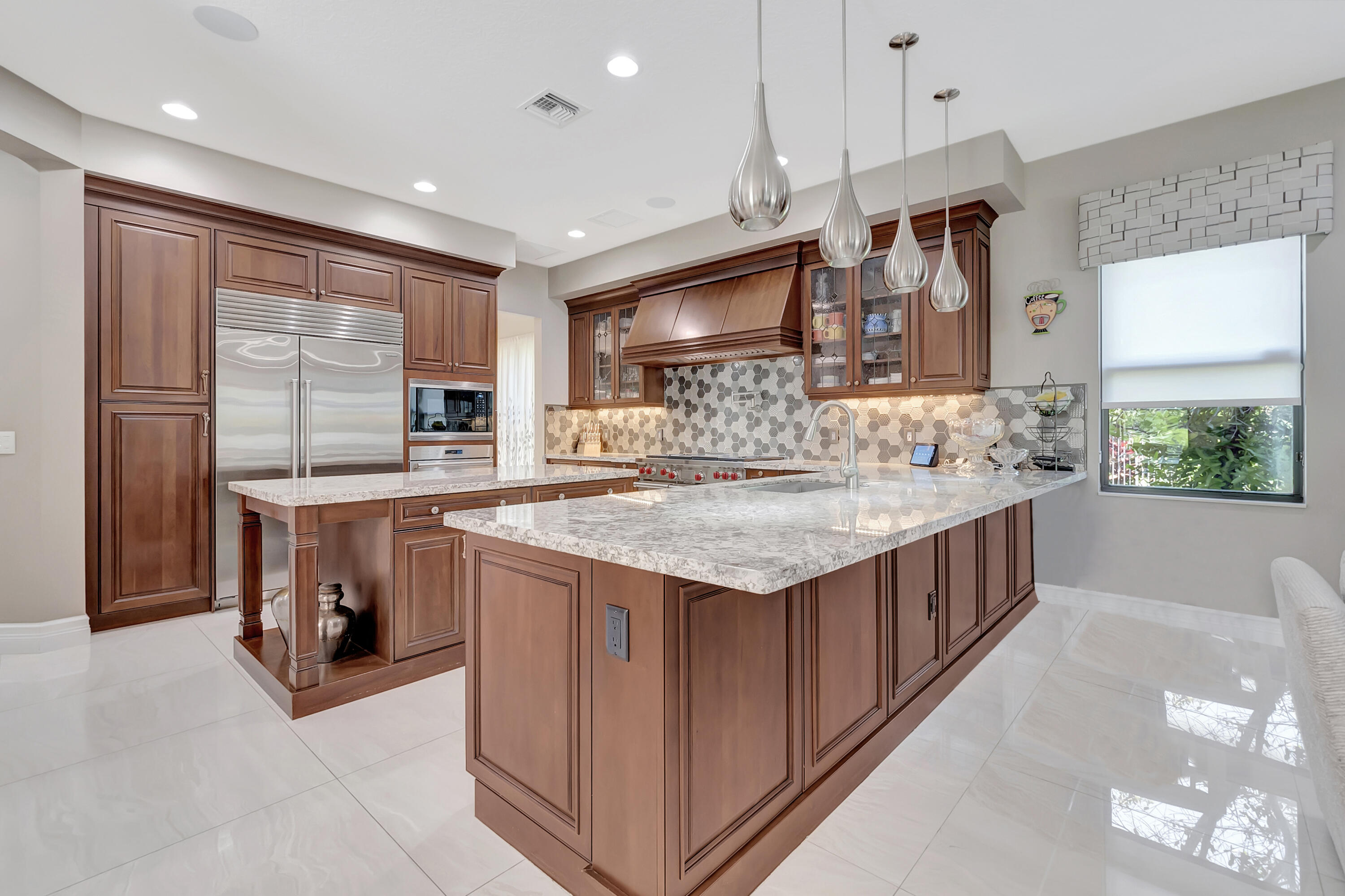 SEVEN BRIDGES - Residential