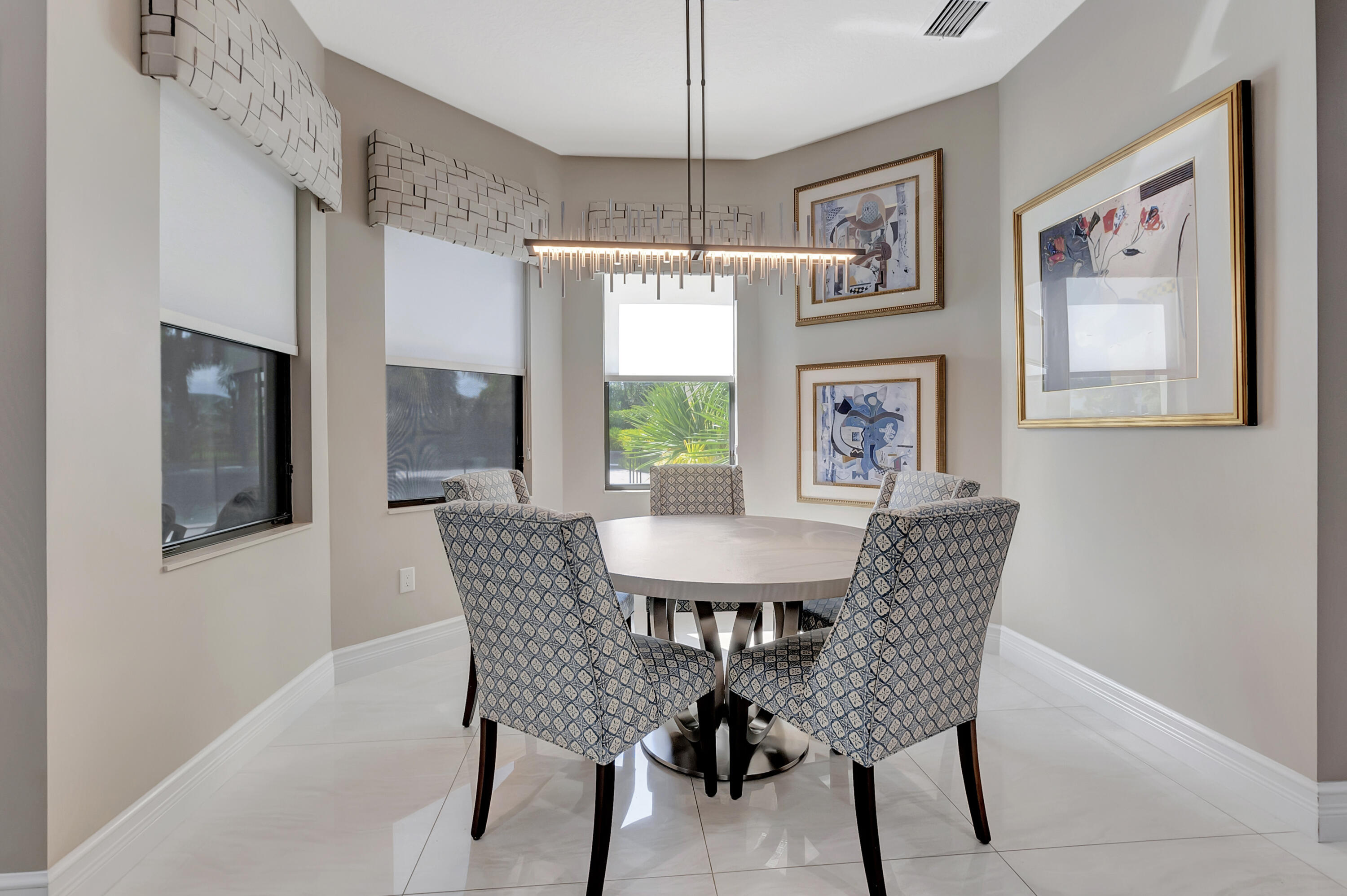 SEVEN BRIDGES - Residential