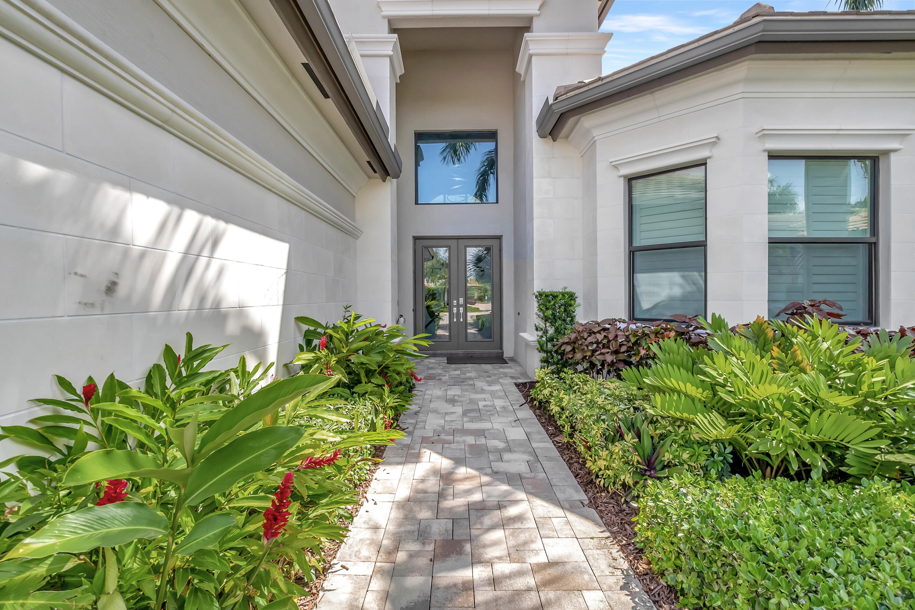 SEVEN BRIDGES - Residential