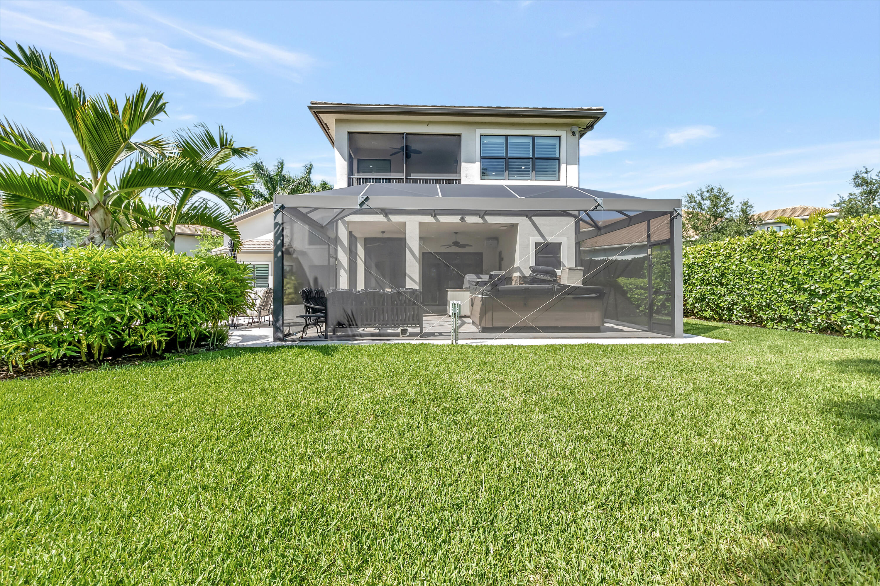 SEVEN BRIDGES - Residential